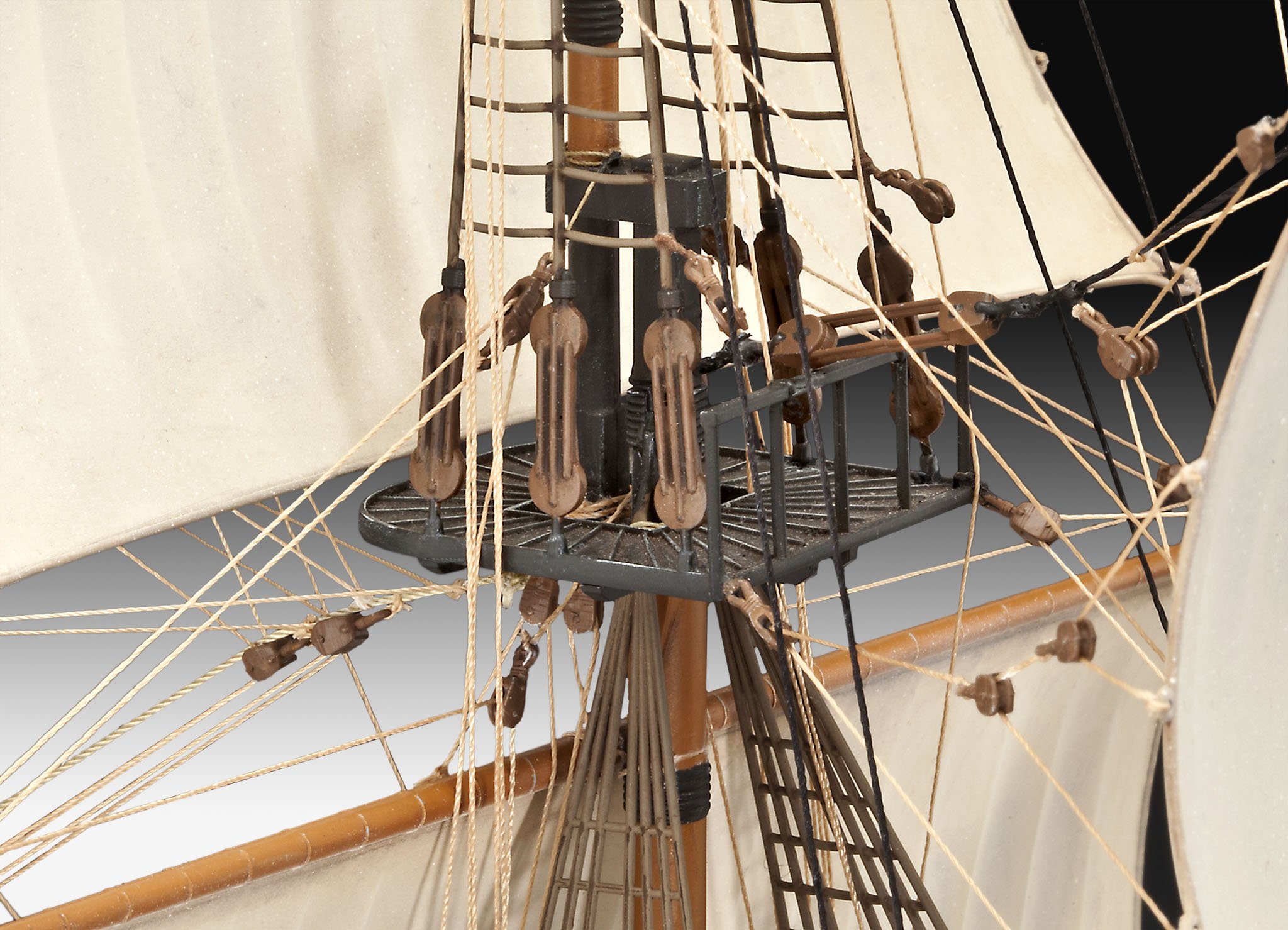 Revell Revell_05605 Modellbausatz Schiff 1:72 - Piratenschiff im Maßstab 1:72, Level 5, originalgetreue Nachbildung mit vielen Details, Segelschiff, 05605 merhfarbig