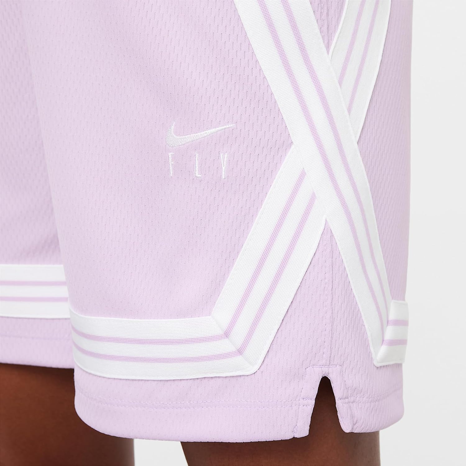 Nike Girls' Fly Crossover Basketball Shorts (Little Big Kid)