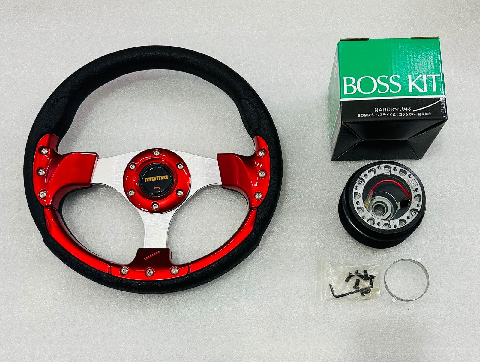 AUTO MT - 12INCH RED MOMO Universal Steering Wheel for Sports Car Look Rally Race Off Road with HUB BOSS KIT Free