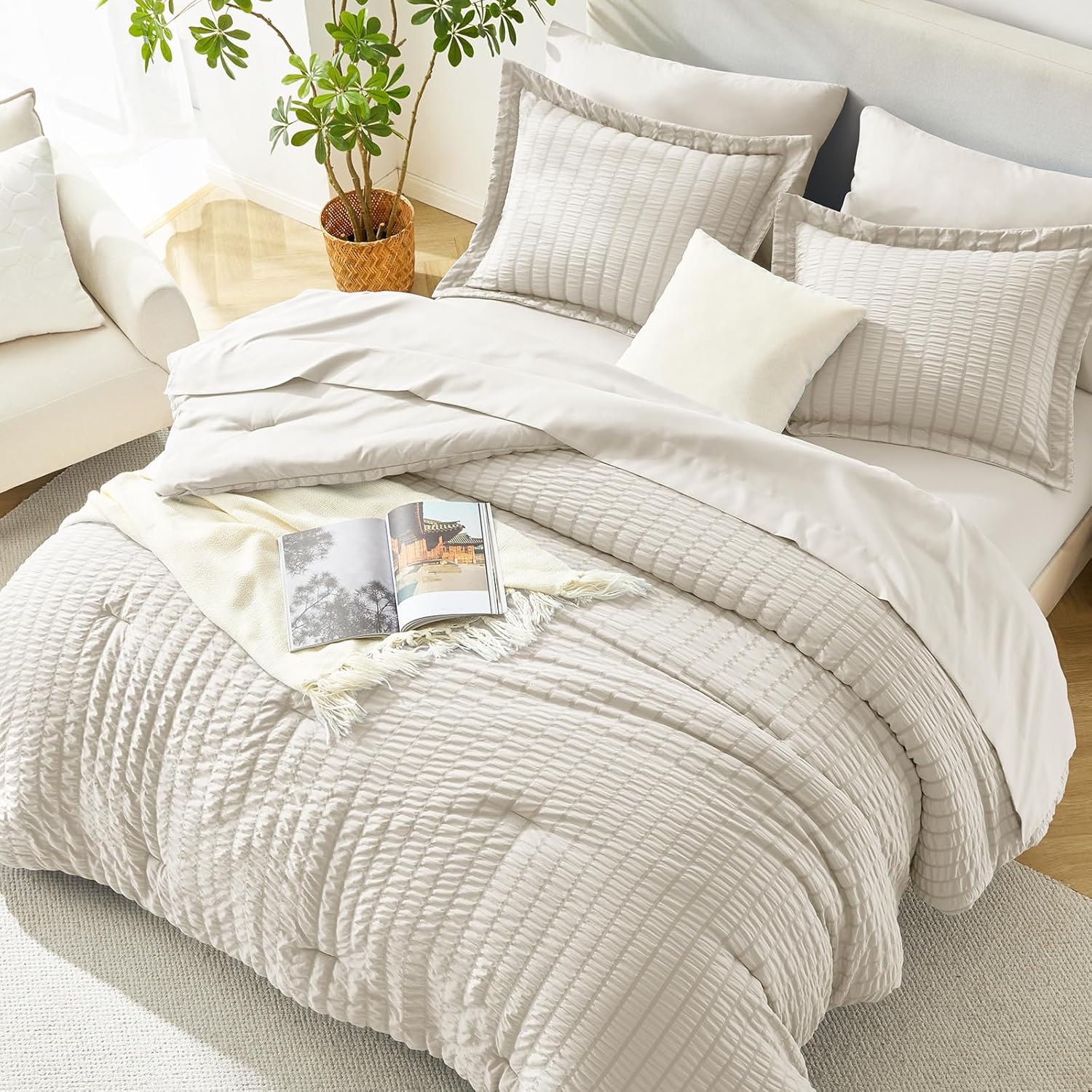 HIMEET Full Size Comforter Sets - 7 Pieces Seersucker Bed in a Bag Full, Luxury Boho Comforter Set with Sheets for All Season, Bed Set with Comforter, Sheets, Pillowcases & Shams, Beige