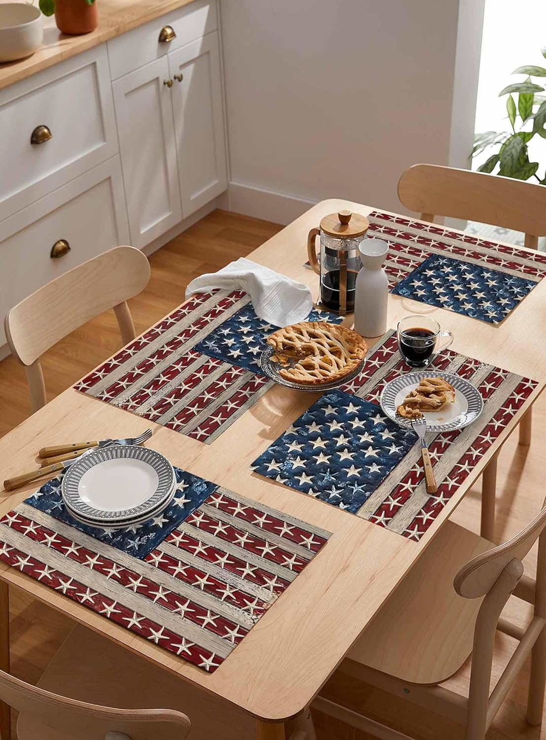 American Flag Starfish Placemats Set of 6 Independence Day Beach Vintage Wooden 13x19 Inch Washable Non Slip Linen Table Mats, Rustic Summer Placemats for Dining Table Party Kitchen Decor