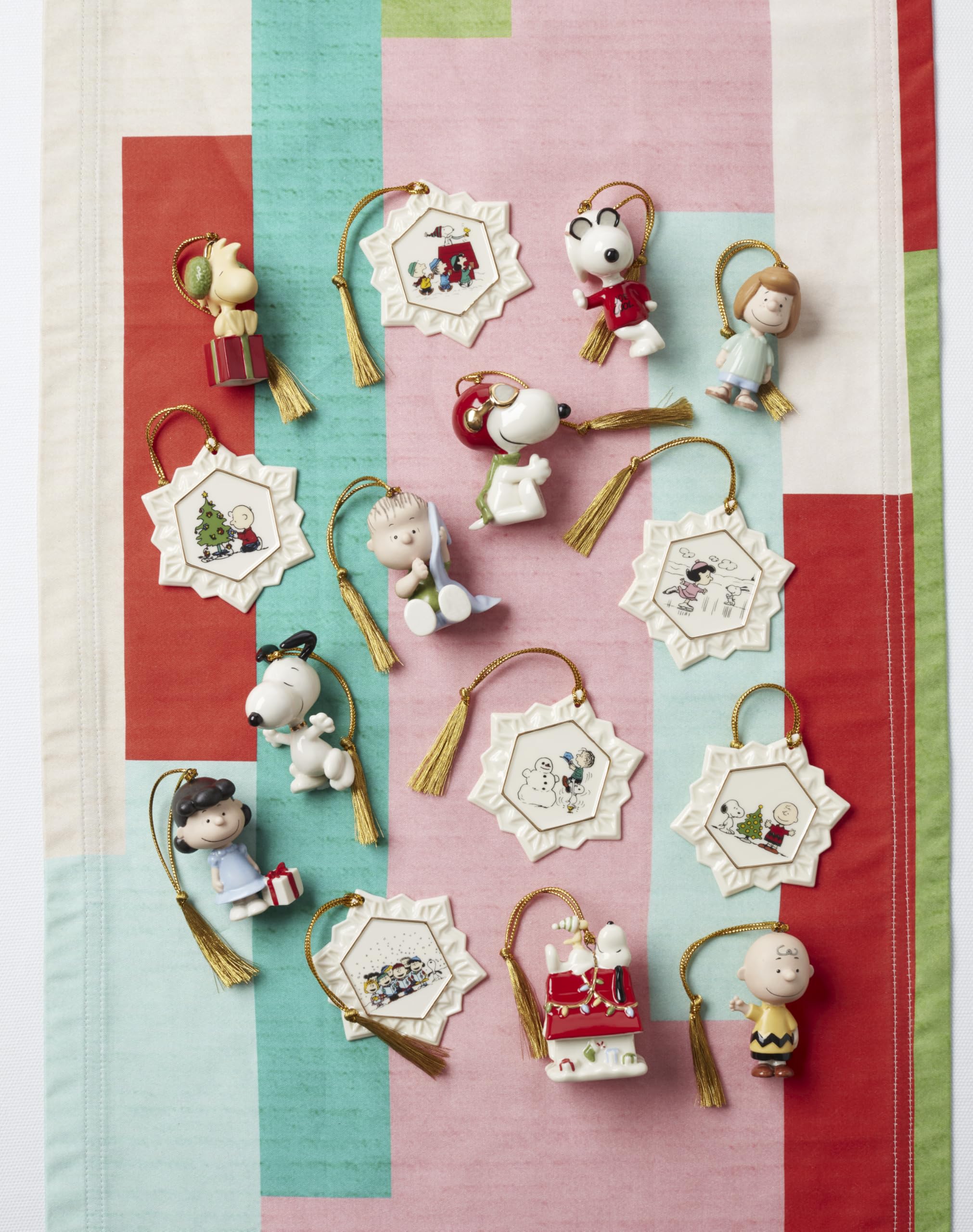 Amazon.com: Lenox 897745 Peanuts Advent Calendar, Christmas