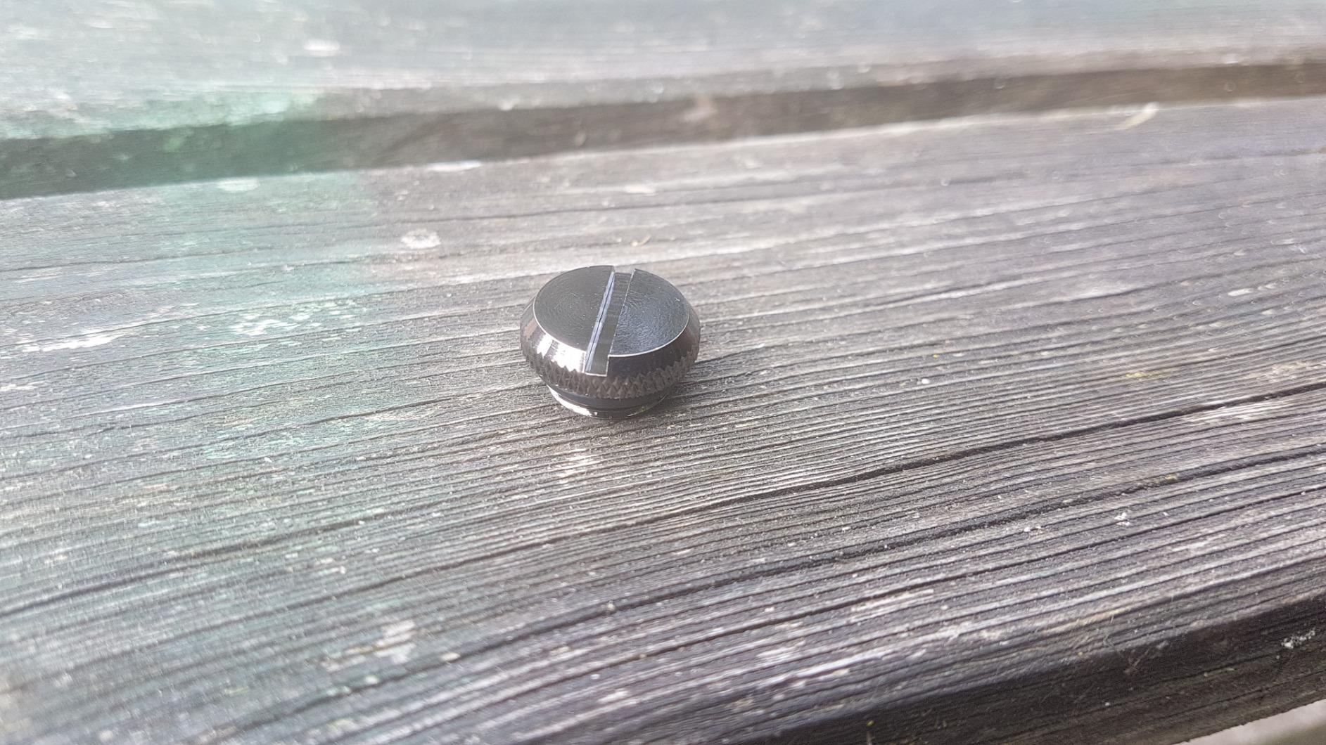 XSPC G1/4 18mm Raccordo femmina a femmina - Chromo nero V2
