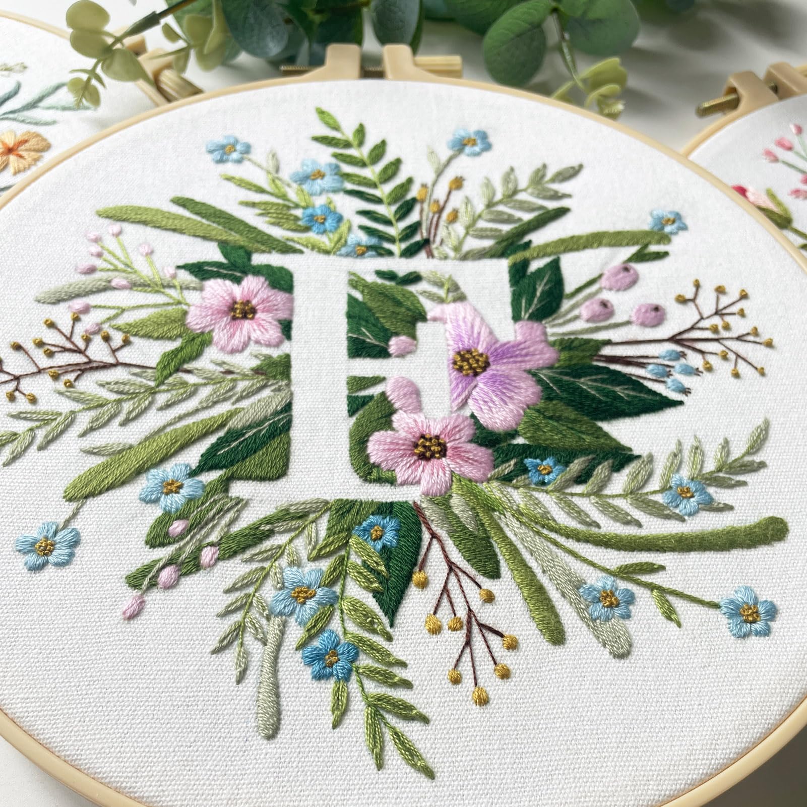 Myfelicity Embroidery Kit for Beginners and Adults Floral and Lettering Design (F), 20 cm x 20 cm - Image 3