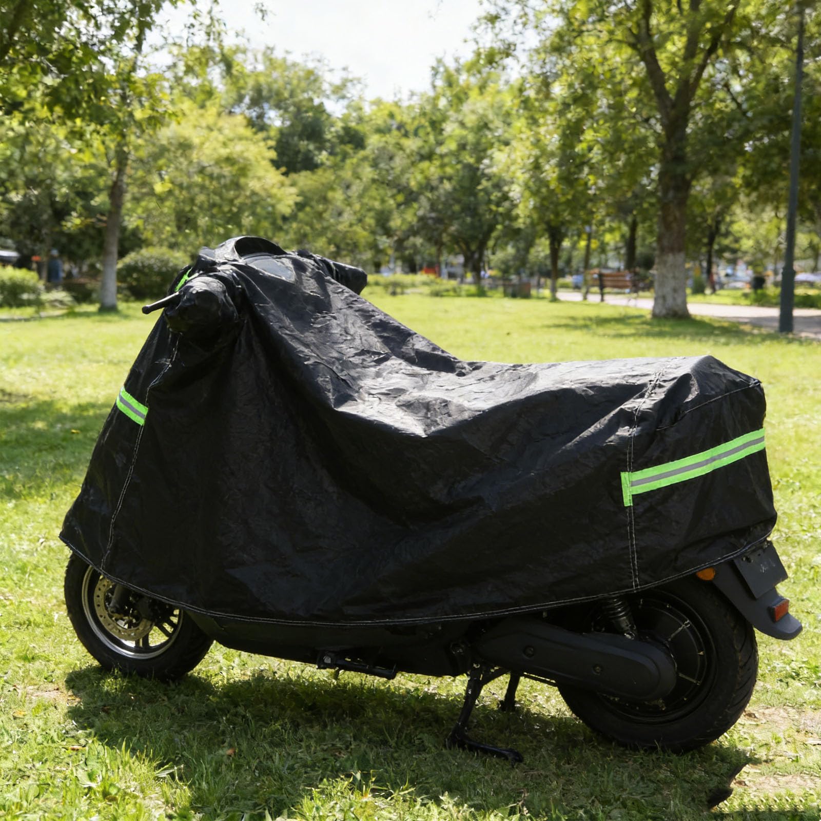 Abaodam Housse de Moto Noire 2XL Imperméable en Tissu Oxford Épais, Protection Extérieure UV et Anti-poussière, Grosse Housse pour Motos 222-251 Cm, Adaptée Voyage Rangement Extérieur