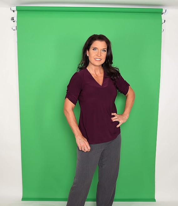 5 x 8 Spring-Powered Rollup Backdrop ChromaKey Green (Kelly) Retractable Background for Before & After Photos, Studios & Creative Use