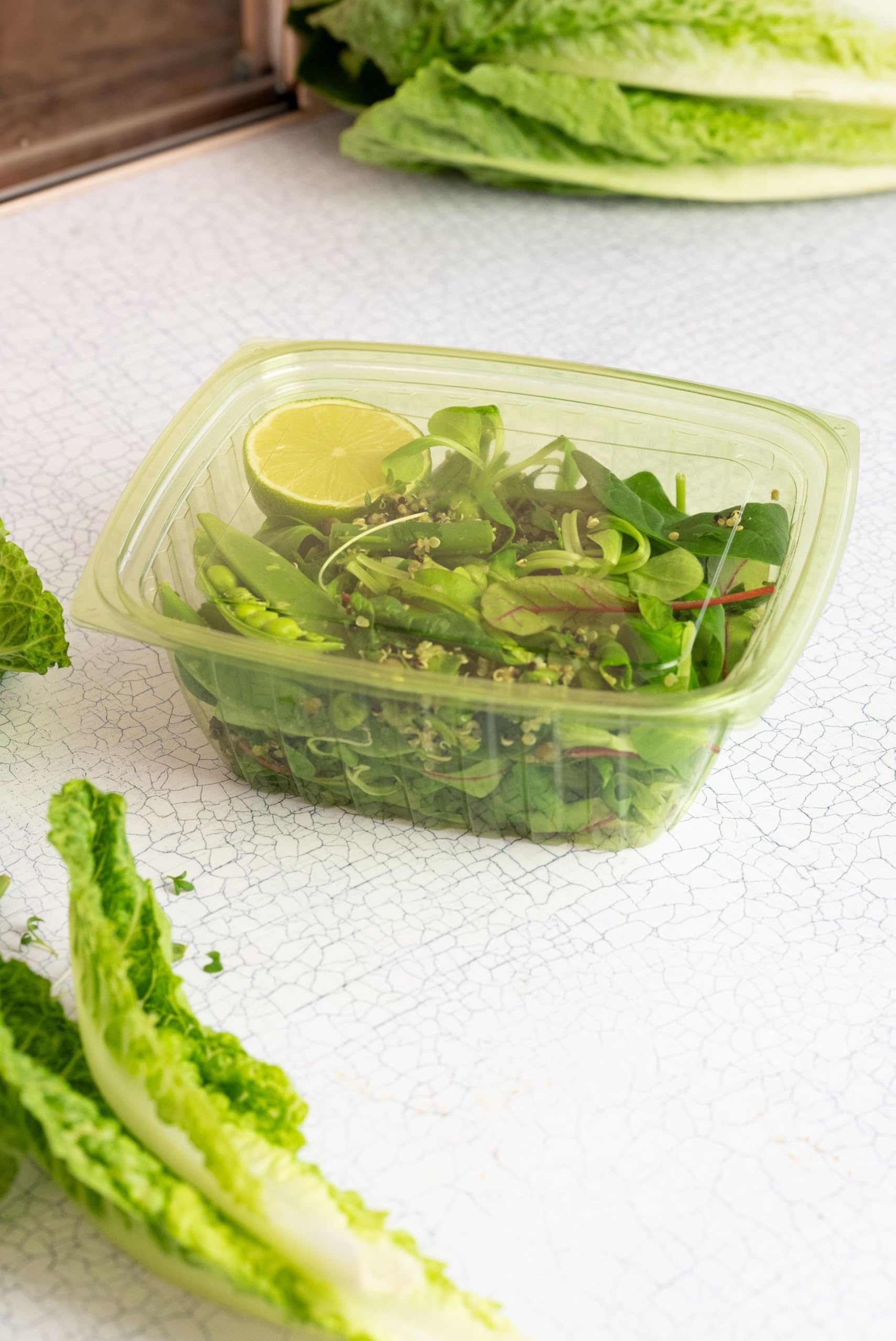 Vegware Recipientes compostables de 32 onzas con tapas, caja de 200 unidades, plástico PLA para preparación de comidas, caja para llevar con tapa, hecha de PLA, un material renovable hecho de plantas,