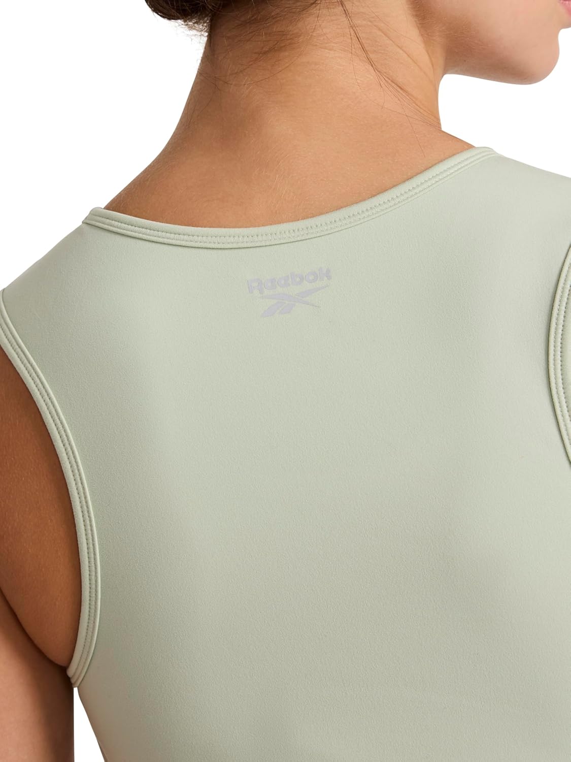 Reebok Women's Mastermind Medium Impact Bra Tank, Standard Fit, Lightweight Stretch Poly Performance Interlock Fabric