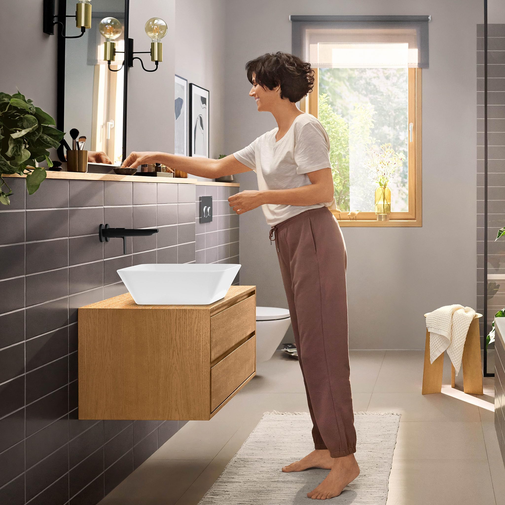 hansgrohe Rebris E - Waschtischarmatur Unterputz für Wandmontage, Wasserhahn Bad mit Auslauf Länge 20 cm, Mischbatterie Waschbecken wassersparend (EcoSmart), Mattschwarz, 72568670