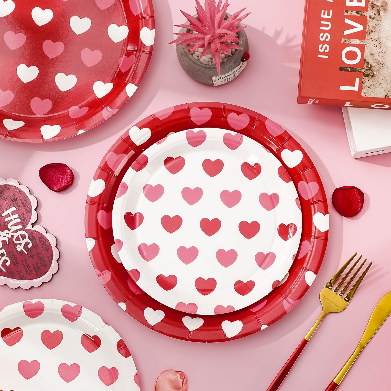 JarThenaAMCS Juego de 50 platos de papel desechables para el día de San Valentín, de 7 y 9 pulgadas, color rojo y blanco, para boda, aniversario, fiesta, suministros de mesa