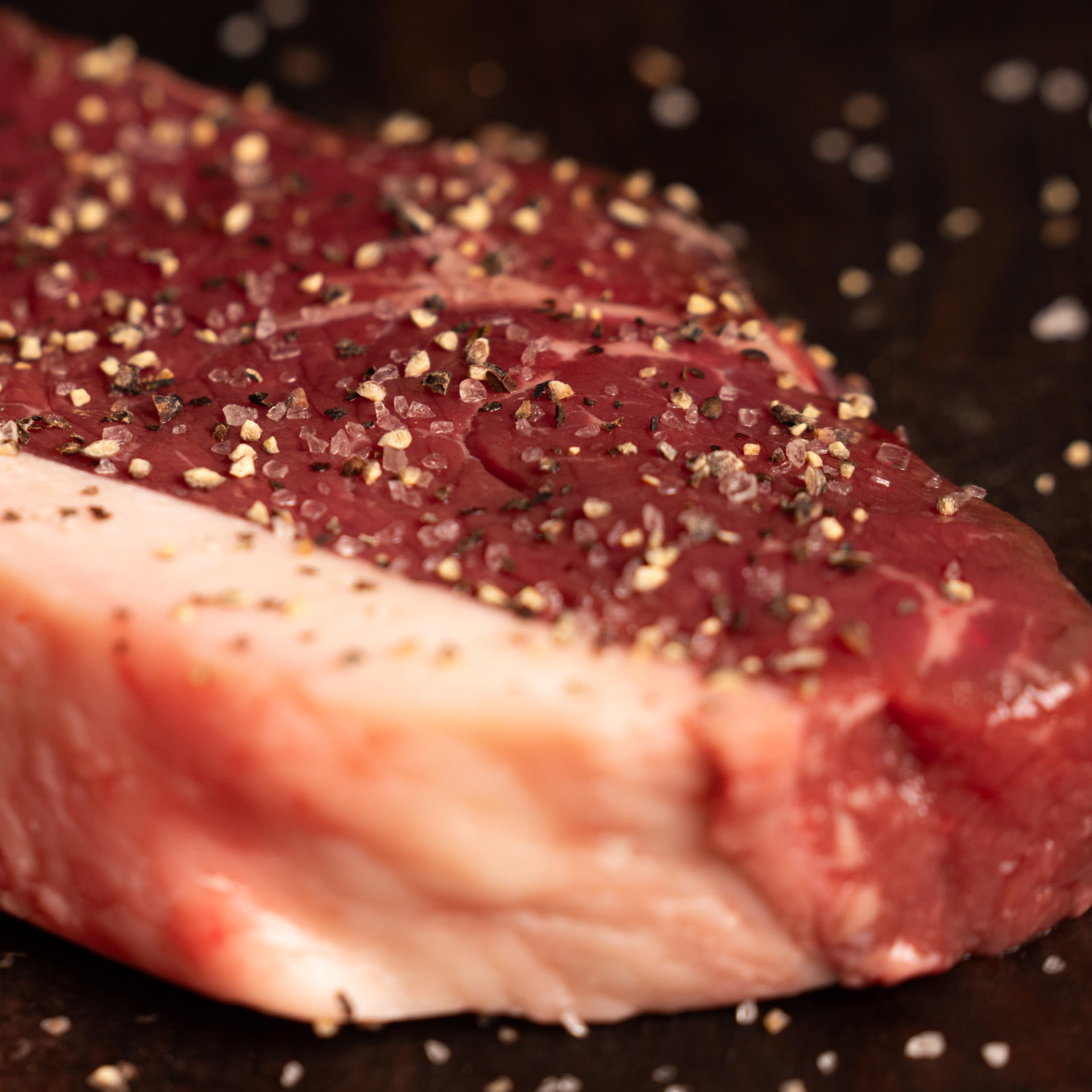 BBQ KING - Brisket Rub Envase de 1 kg, Dry Rub BBQ ideal para carne de vacuno, ideal para barbacoas texanas, set de especias para cocina 100% Made in Italy, mezcla técnica para cocción lenta