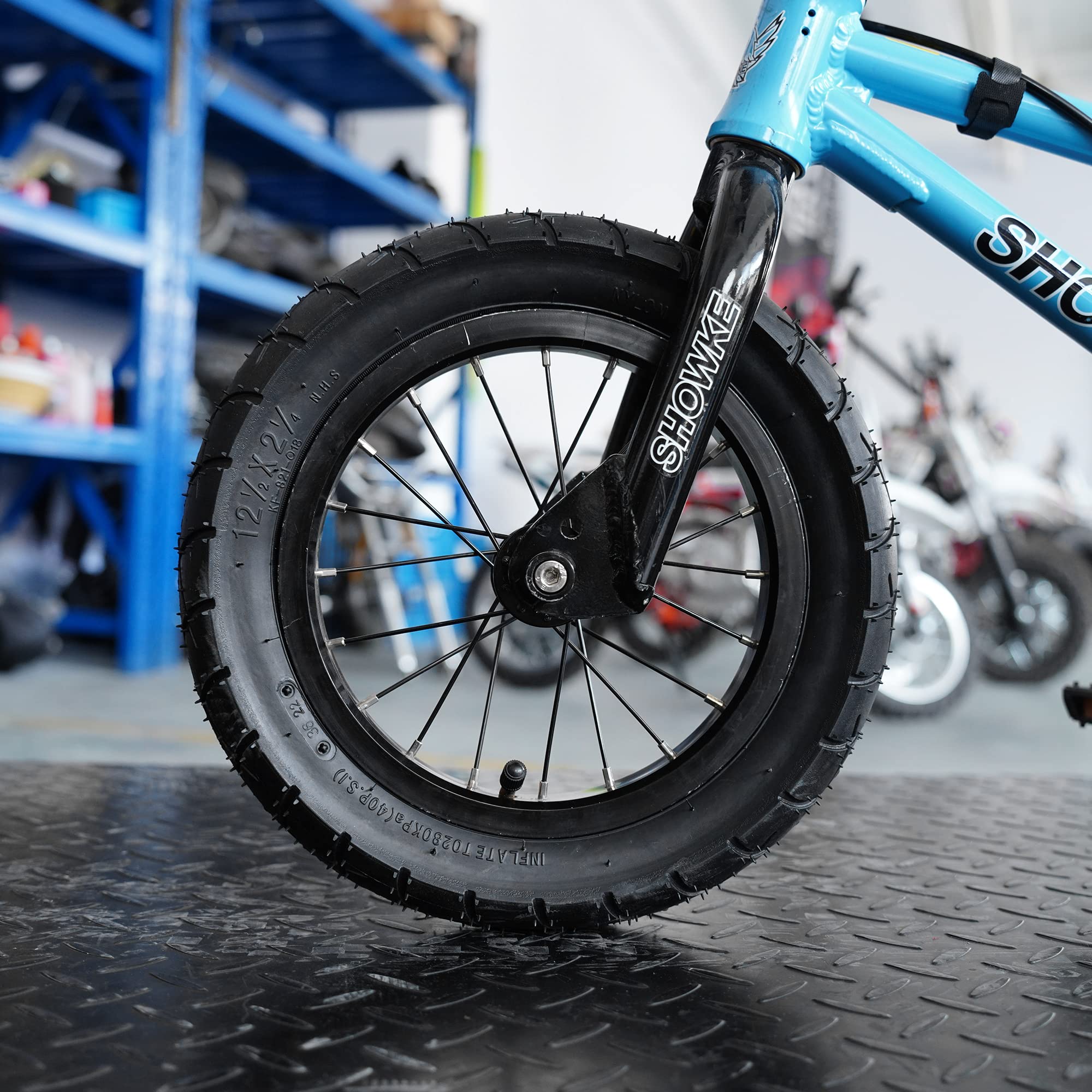 Lot de 2 ensembles de pneus 12 1/2 x 2 1/4 (12.5 x 2.25) + chambre à air avec tige coudée TR-87 remplacement pour Pocket Mod Balance Bikes 24V Scooter électrique Isobutylène Isoprène Caoutchouc