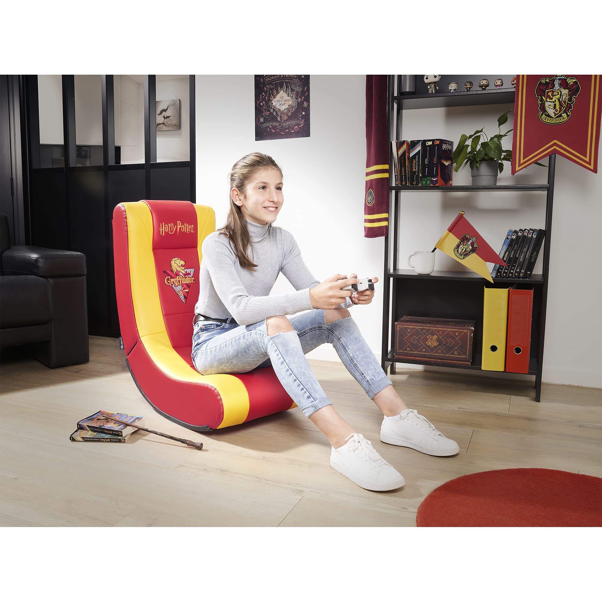 Subsonic – Fauteuil à Bascule Gaming Harry Potter – Rocking Chair Ergonomique sous Licence Officielle - Similicuir Rouge et Jaune avec Broderies - Pouf Gamer de Salon ou Chambre