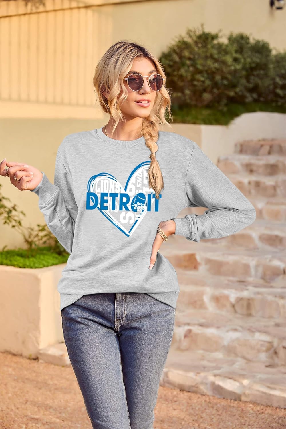 Football Sweatshirt Women Game Day Sweatshirts Football Team Fans Pullover Shirt Crewneck Heart Graphic Long Sleeve - Image 2
