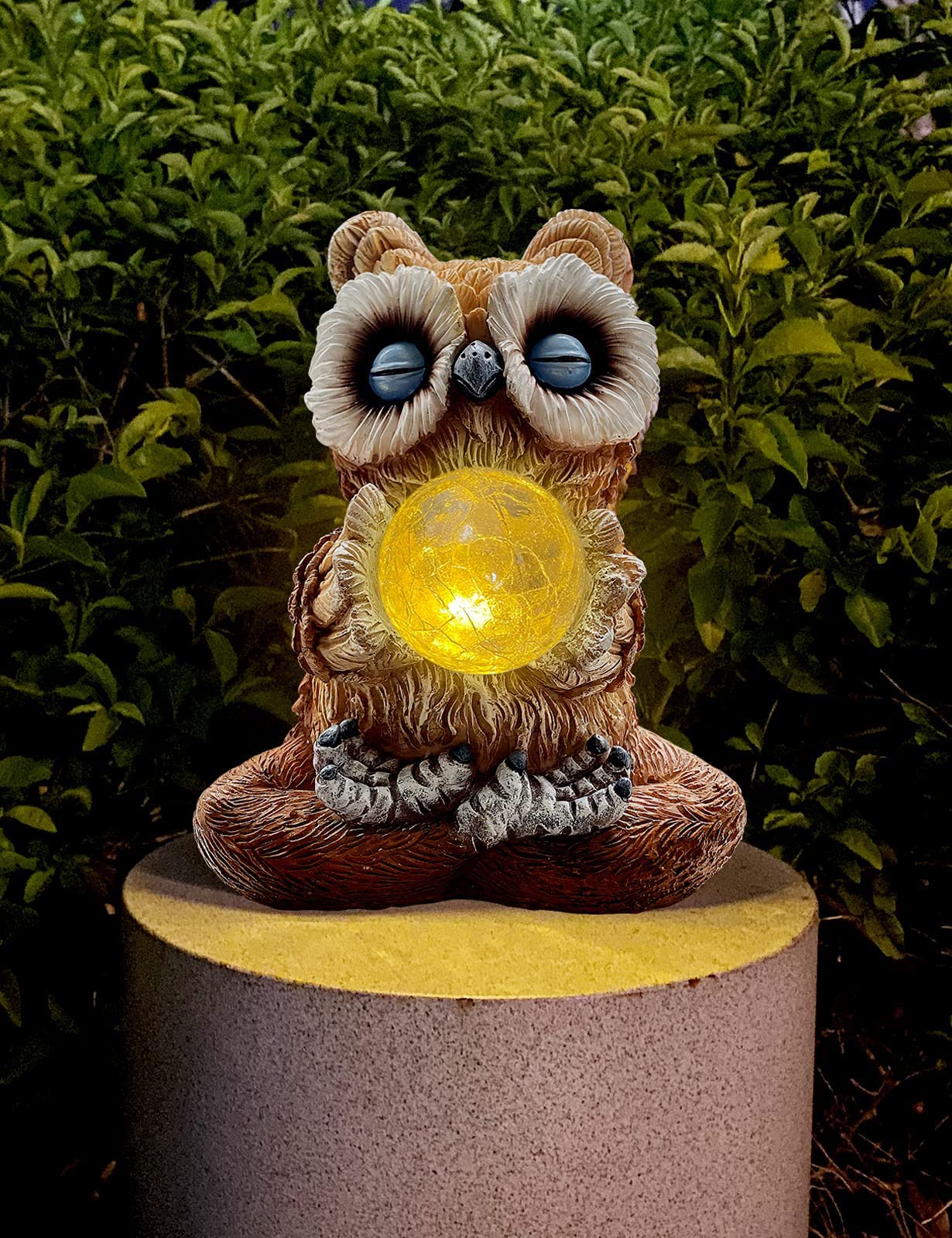 DAMUI Owl Garden Sculptures Statues, Owl Solar Light Yard Patio Porch Decor, Owl Home Decor Lights,