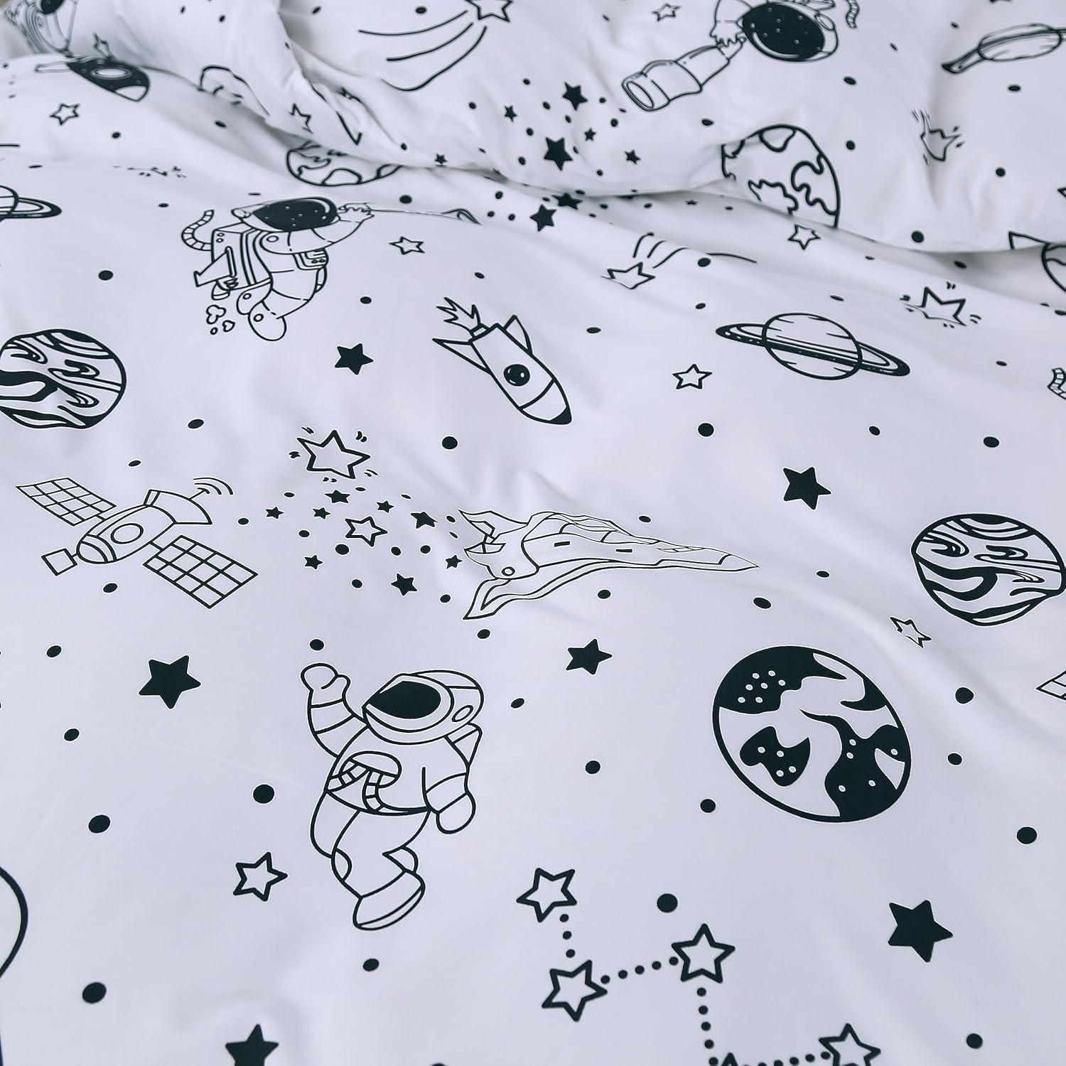 MAG 3Pcs White Space Duvet Cover,Space Bedding,Galaxy Duvet Cover,for Toddlers Kids,Boys Teens and Girls,no Comforter,Microfiber(Black and White, Queen) - Image 3