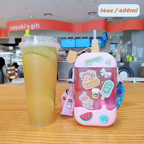 Miniatura 3 de Botella de agua Kawaii con pajilla, botella de agua de paleta Kawaii con correa ajustable para el hombro y calcomanías, taza de paleta para niñas y