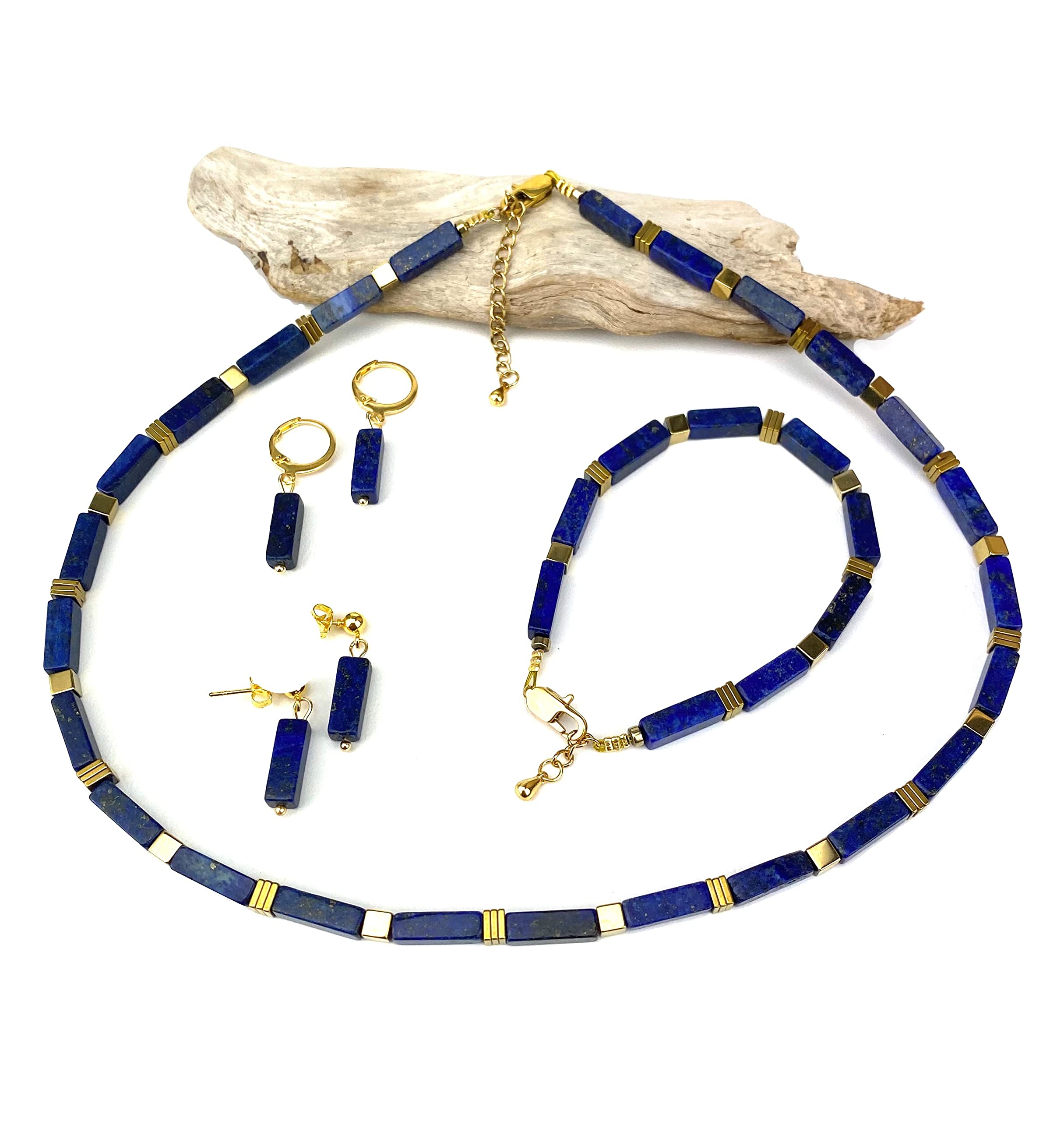 Handgemachte Kette mit natürlichen Lapis Lazuli Perlen, kombiniert mit vergoldeten Hämatit Perlen, vergoldetem Edelstahl Verschluss, Edelstein Heilstein Lapislazuli