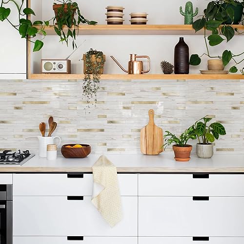 Vista 26 de STICKGOO 20 hojas de azulejos autoadhesivos para salpicaduras para cocina y baño, aspecto de arenisca blanca, PVC, mezcla de metal dorado, azulejos