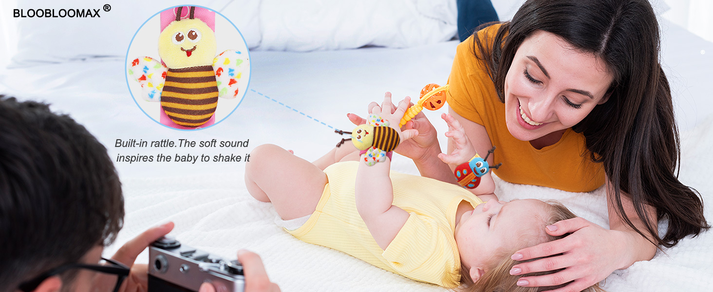 Bloobloomax Wrist Rattle Socks and Foot Finder Set, Infant Girl Boy Toys for Babies 0-36 Months, Newborn Hand & Foot Toys for 0 to 3 Years, Baby Shower Gifts Set (Dark Blue Gift Box)