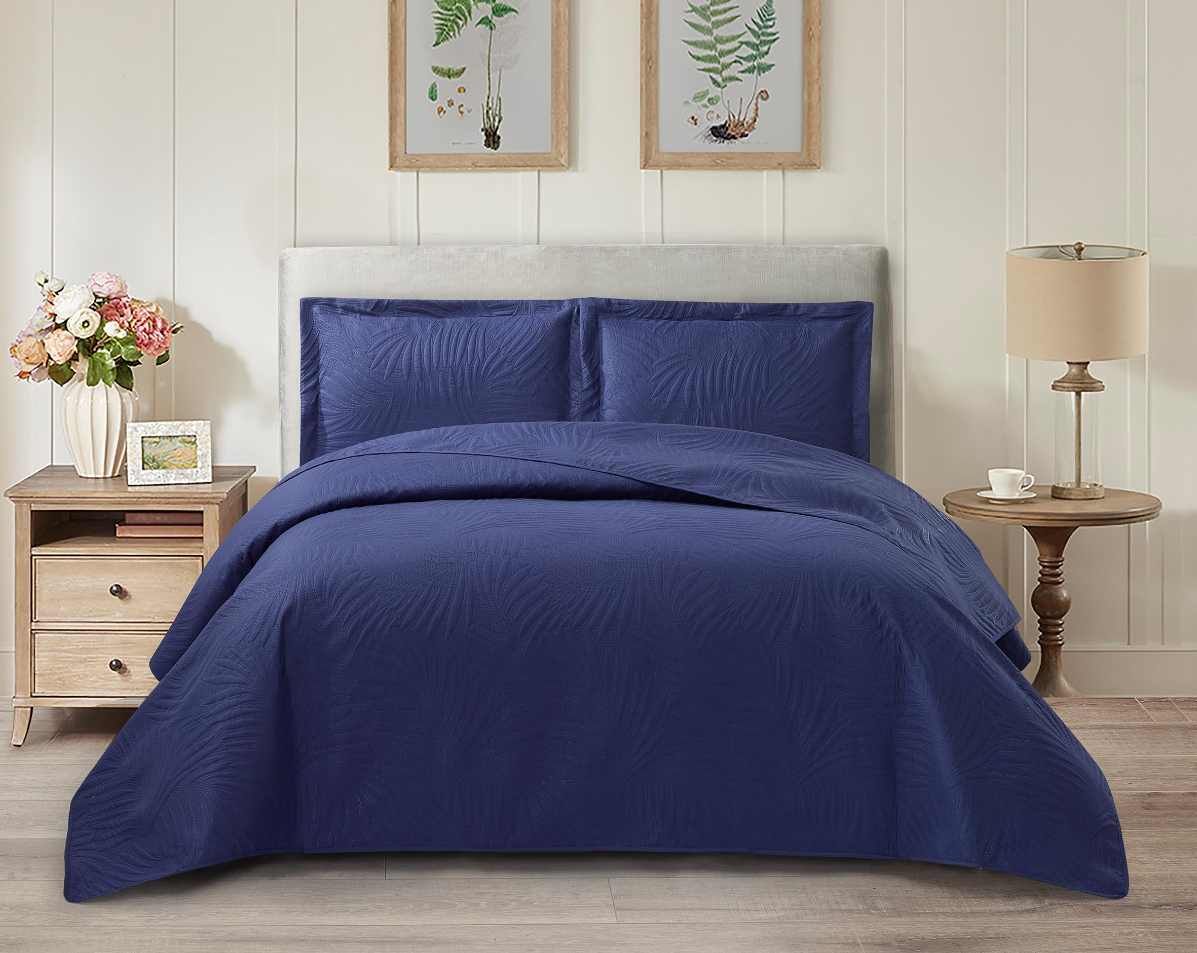 Luxury Quilted Leaf Bedspread Set Reversible Lightweight Coverlet with Pillow Shams 3 Piece Set All Season Soft & Breathable Machine Washable Multiple Sizes & Colours (Dark Blue, King)