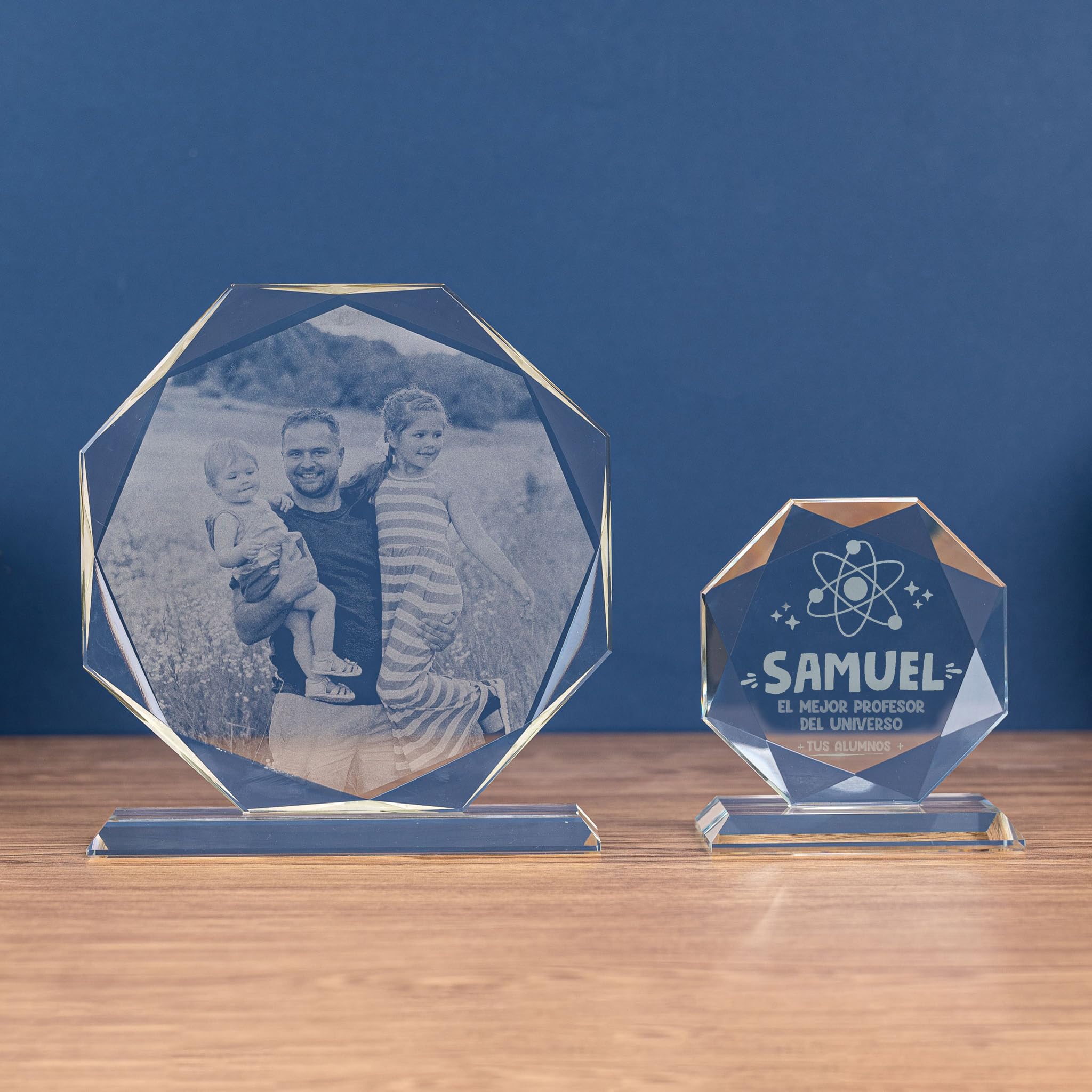 Wanapix | Trophée Personnalisé avec Nom et Texte | Verre Gravé | Trophée Personnalisé | Boîtier de Rangement Inclus | Octogonal
