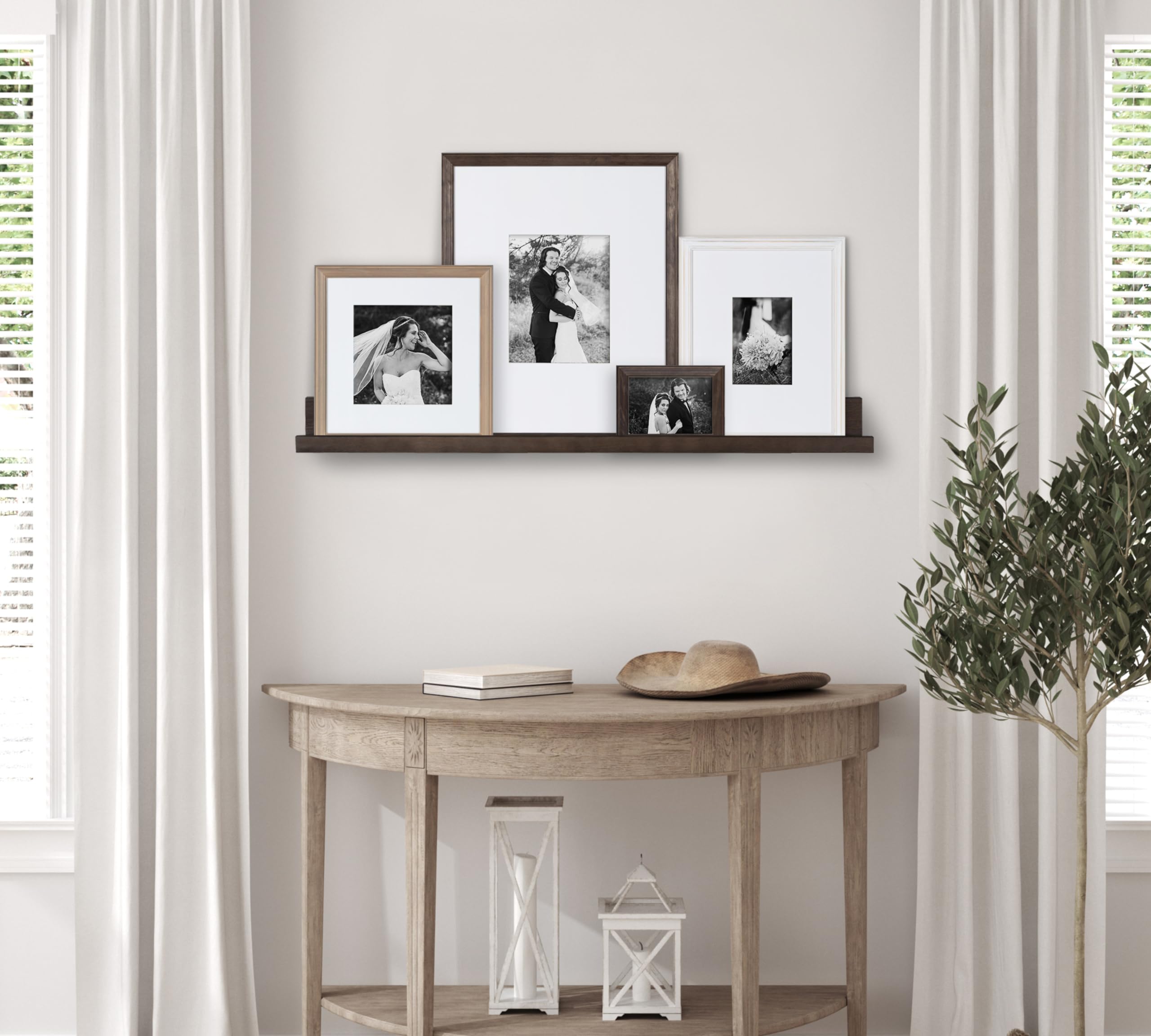 Kate and Laurel Bordeaux ギャラリーウォールフレームキット 10個セット 各種サイズフレーム付き モダンファームハウス仕上げ : Kate and Laurel Bordeaux Gallery Floating Shelf and