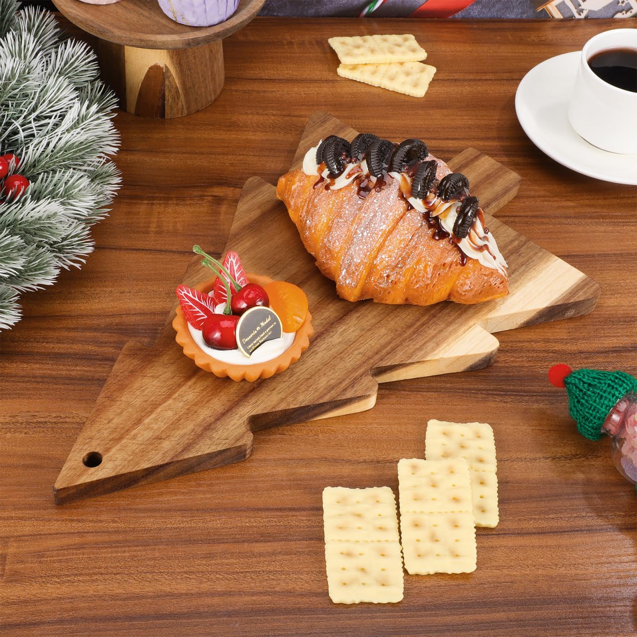 BESTOYARD Holzbrett Tannenbaum - Kreatives Servierbrett FüR Weihnachten Handgefertigtes Schneidebrett FüR KüChe Esszimmer Und Festlichkeiten Vielseitig Einsetzbar Und Umweltfreundlich
