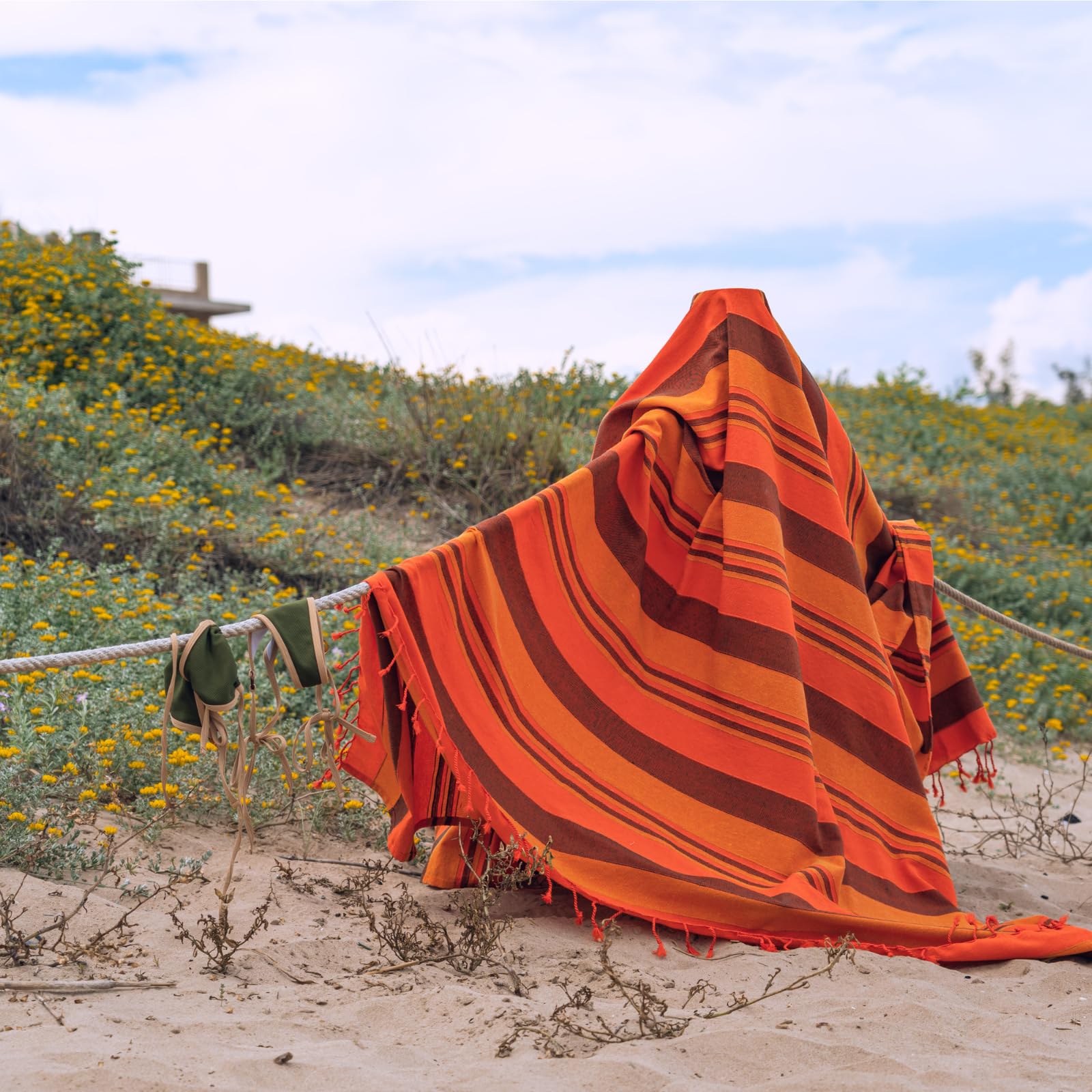 Telo Da Picnico Antisabbia MOMOMUS XXL 210x240cm - Leggero, Con Frange, Per Spiaggia E Campeggio - Foto 8