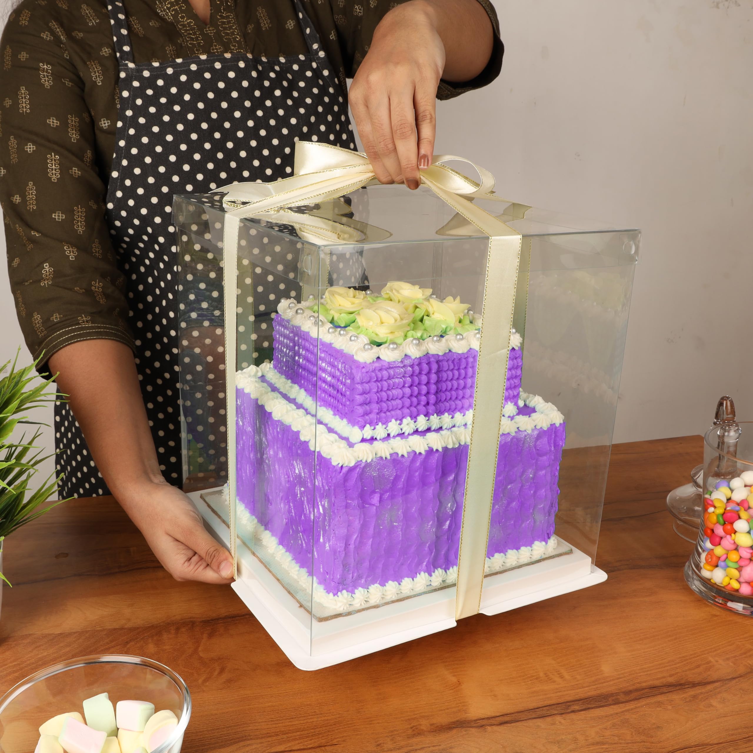 Belle Vous 2 doorzichtige taartdozen - Met taartonderlegger en lint - 21 x 21 x 20 cm - Cake bewaardoos - Voor feesten en partijen - Gouden lint