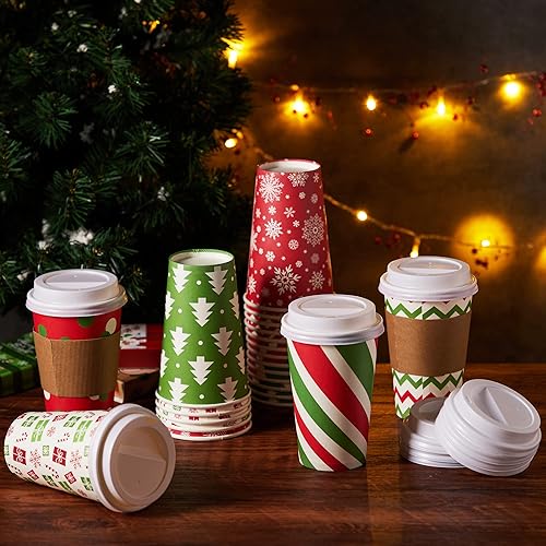 Miniatura 7 de JOYIN 24 vasos de papel de Navidad de 16 onzas, tazas de café desechables con fundas y tapas, 4 diseños de vasos de Navidad para bebidas frías y