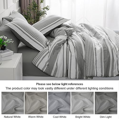 Miniatura 5 de PHF Juego de edredón de 7 piezas de cama en una bolsa, tamaño King, color gris claro y blanco, a rayas, con juego de sábanas, 2 fundas de almohada,