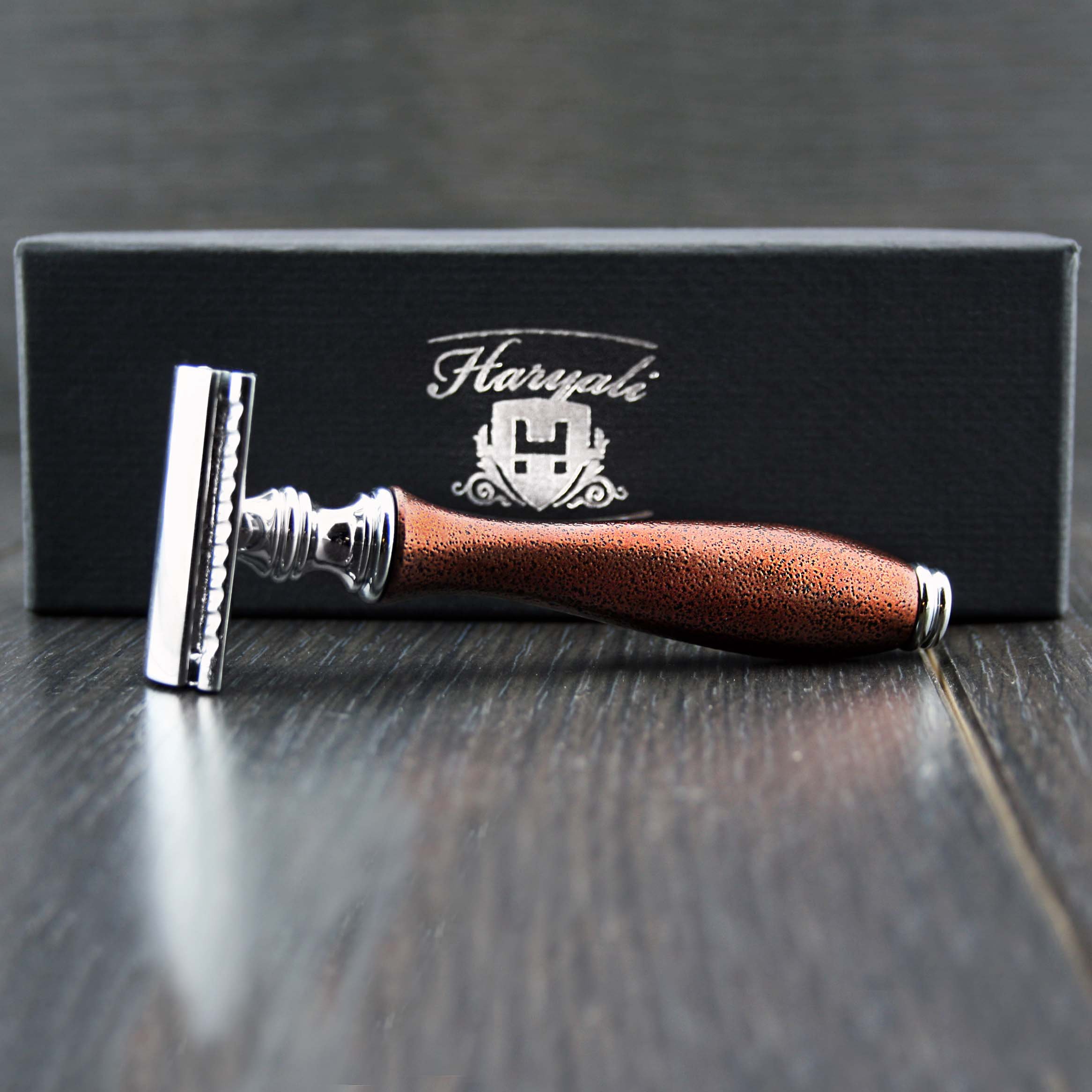 DE Safety Sophist Collection Men's Razor With Elegantly Designed Handle by Haryali London.Hand Assembled