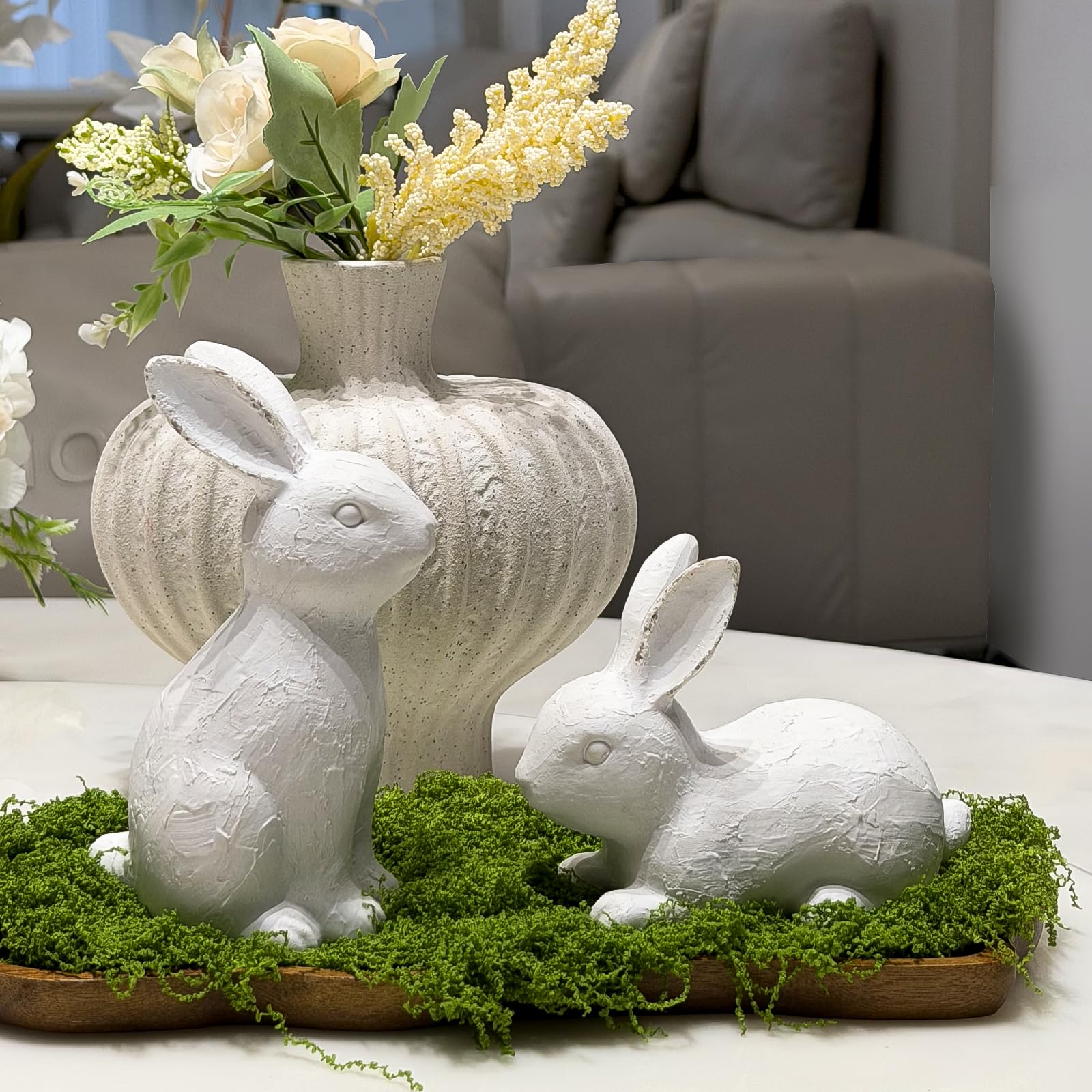 Easter Bunny Decorations Set of 2, White Resin Rabbit Statues with Distressed Texture, Rabbit Statues Indoor Easter Decorations for Spring Home Decor, Vintage Farmhouse Indoor Decor Gift