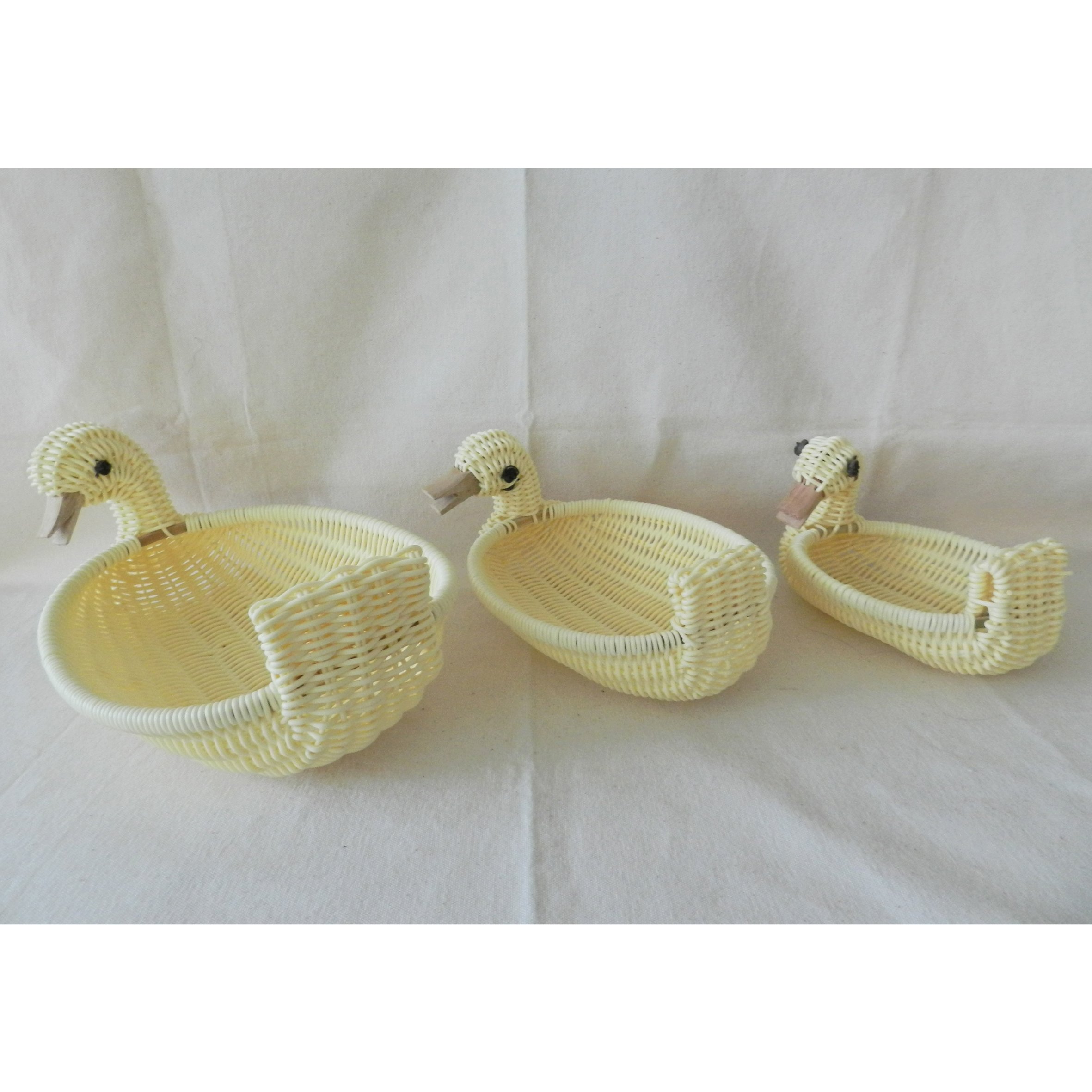 CVHOMEDECO. Rechthoek Imitatie Rotan Brood Mand Voedsel Serveermand Hars Rieten Fruit Mand. Bruin. 11-1/2 X 6-1/2 X 3-1/2 Inch
