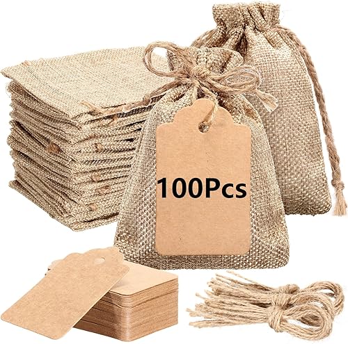 100 bolsas de arpillera con etiquetas de regalo y cuerda de 3.5 x 5 pulgadas, pequeñas bolsas de arpillera con cordón, bolsas de lino reutilizables