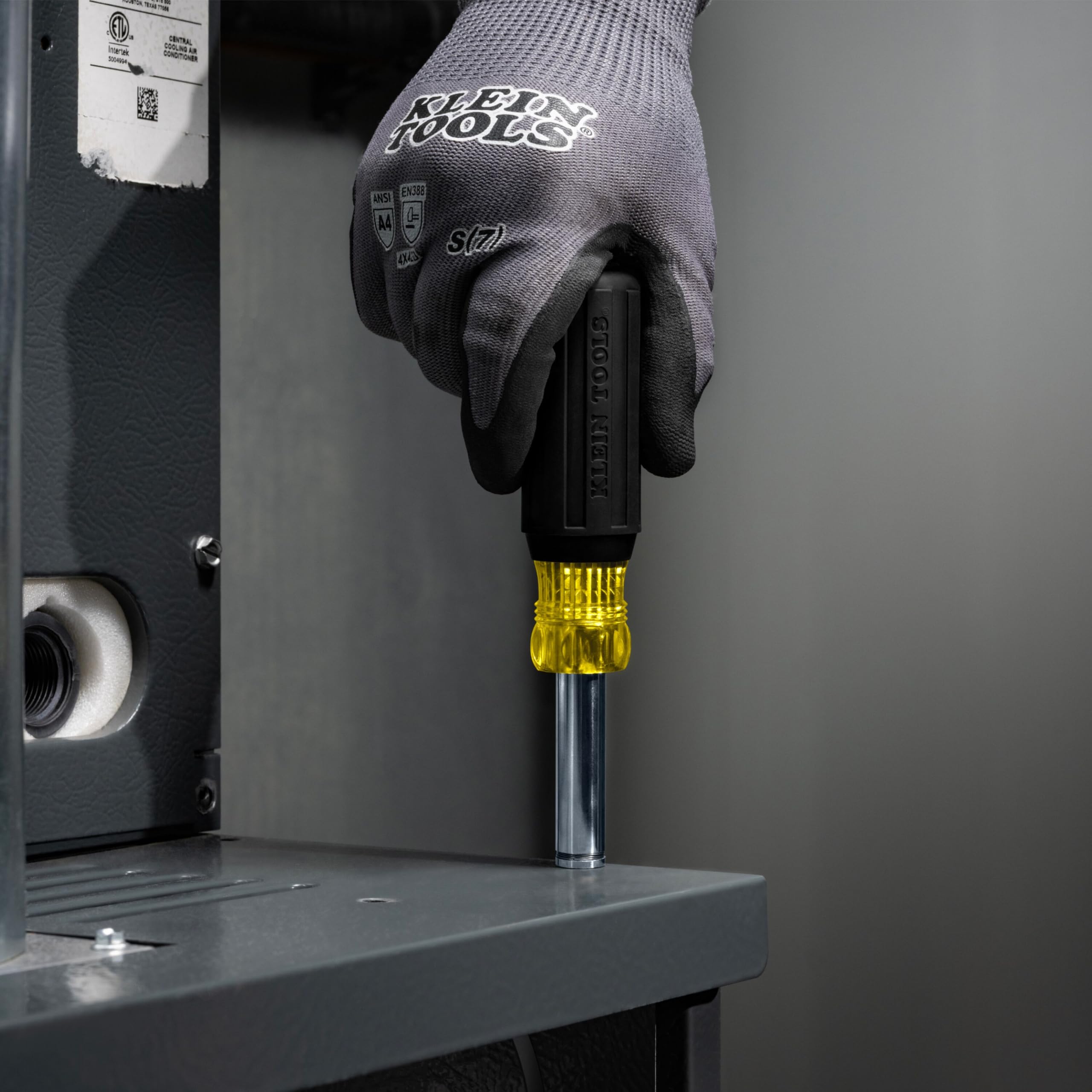 Klein Tools 32500MAG | Cacciavite magnetico multi-bit 11-in-1 con chiavi a bussola | Impugnatura Comfort Grip | Magneti ad alta tenuta | Acciaio temprato