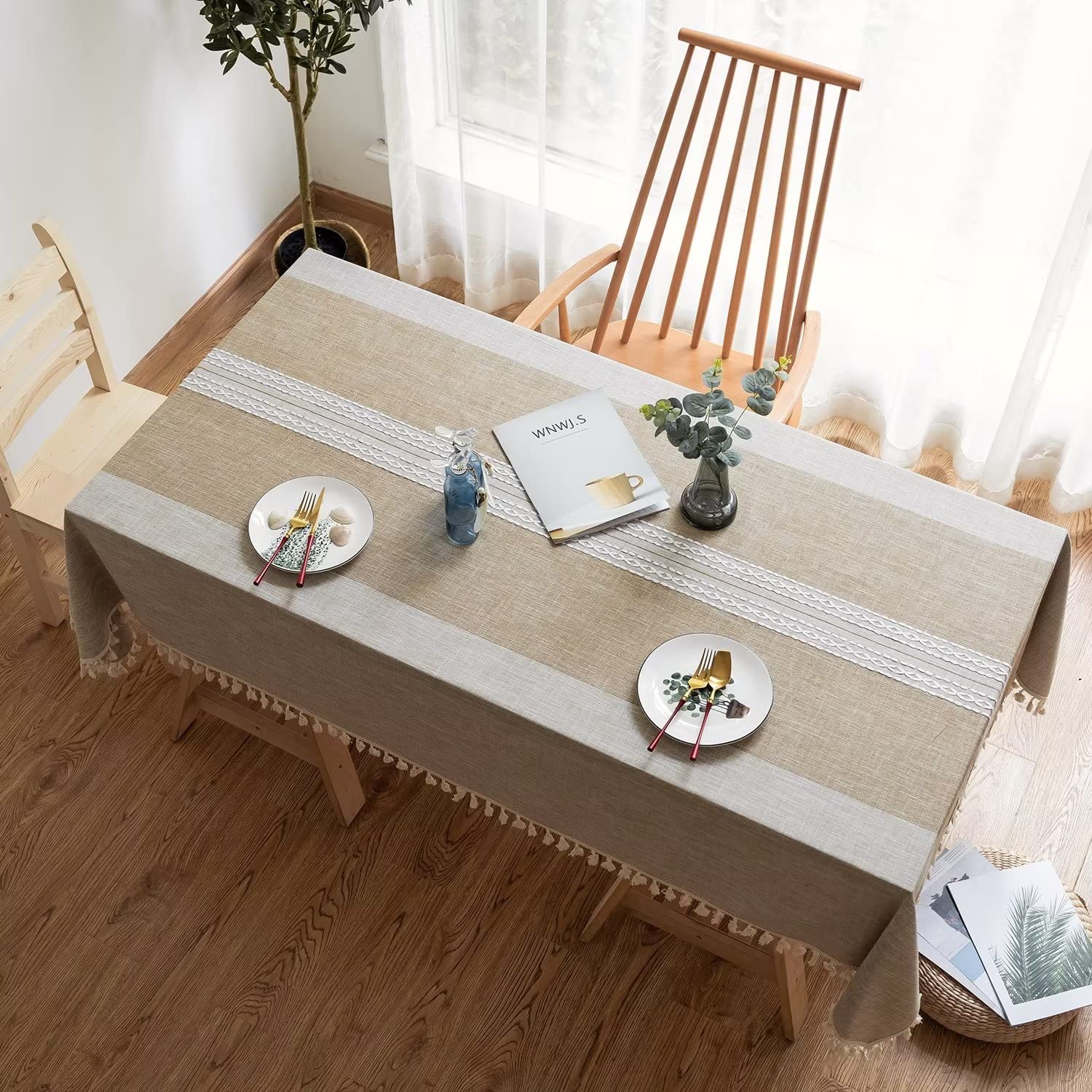 テーブルクロス 140x185cm 北欧　コットン100 テーブルクロス 140x185cm 北欧 コットン100北欧風のテーブルクロス