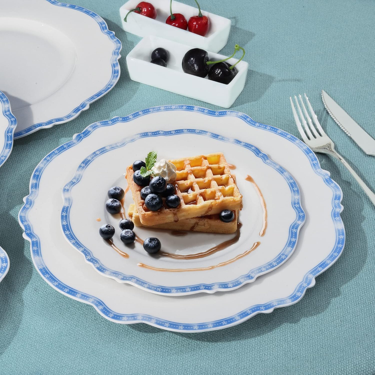 fanquare Juego de 4 Platos de Porcelana con Borde Estrella Azul, 27,5 cm Platos Llanos Redondos Vajilla Grande de Casa Gastronomía | Platos curvados para comidas diarias, fiestas, banquetes, microondas
