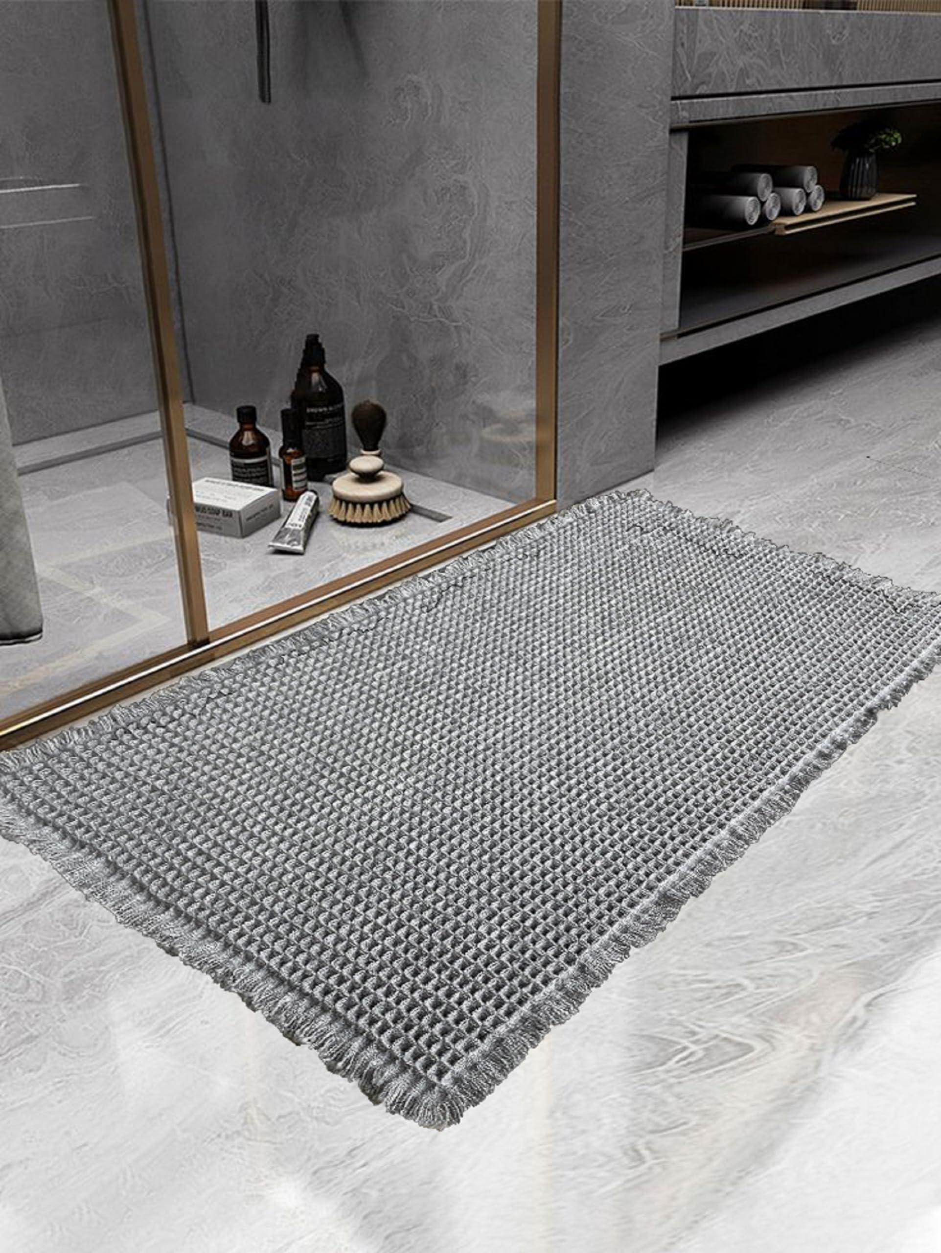 SHIMOH Waffle Bath Mat, Super Absorbent Non-Slip Bath Mats for Bathroom Floor, Machine Washable Bathroom Rugs with Tassels, Rubber Backed Bathroom