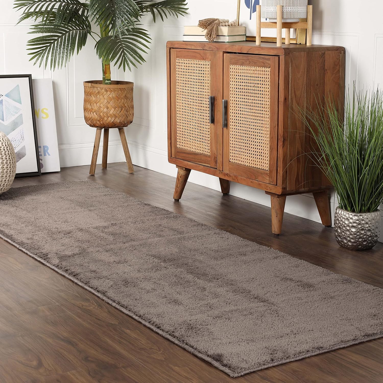 Tapis de couloir California Shag 0.7m de large en peluche et mousse antidérapante