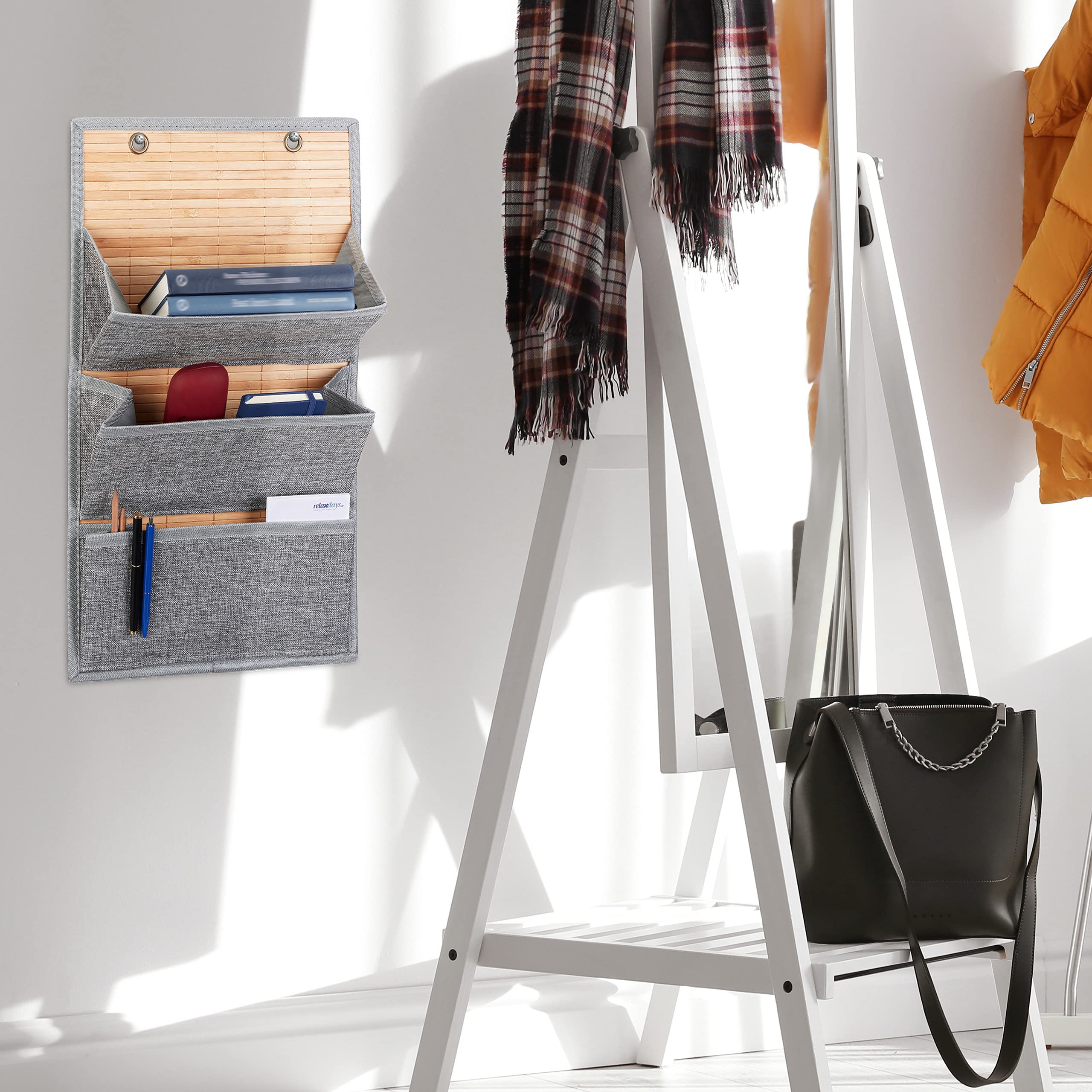 Relaxdays Wandorganizer Bambus mit Jutemuster Fächer versch. Größen, Zeitungshalter zum Hängen für Büro und Flur, grau