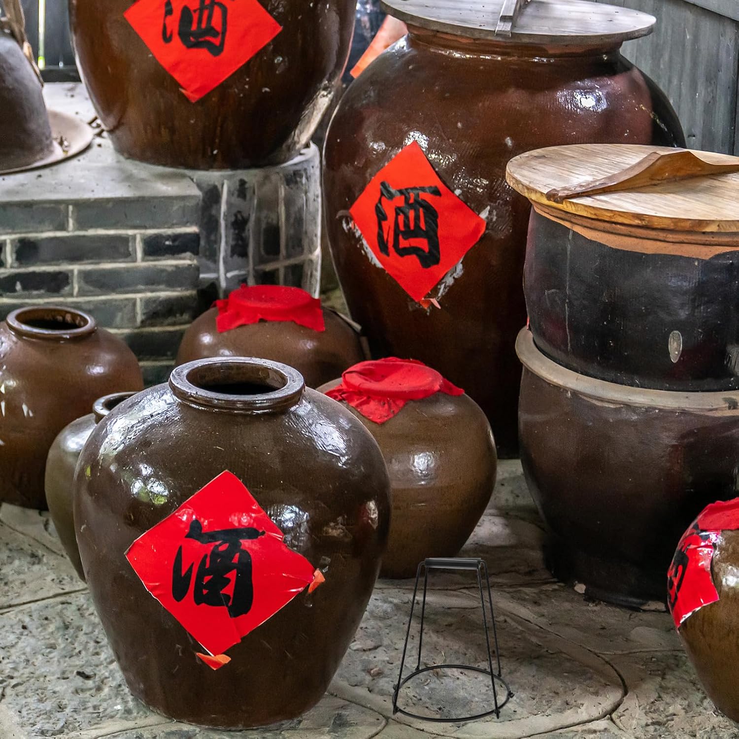 Unomor Jar Grabber Tool for Lifting Wine Jars User-Friendly Canning Accessory for Effortless Kitchen Transport