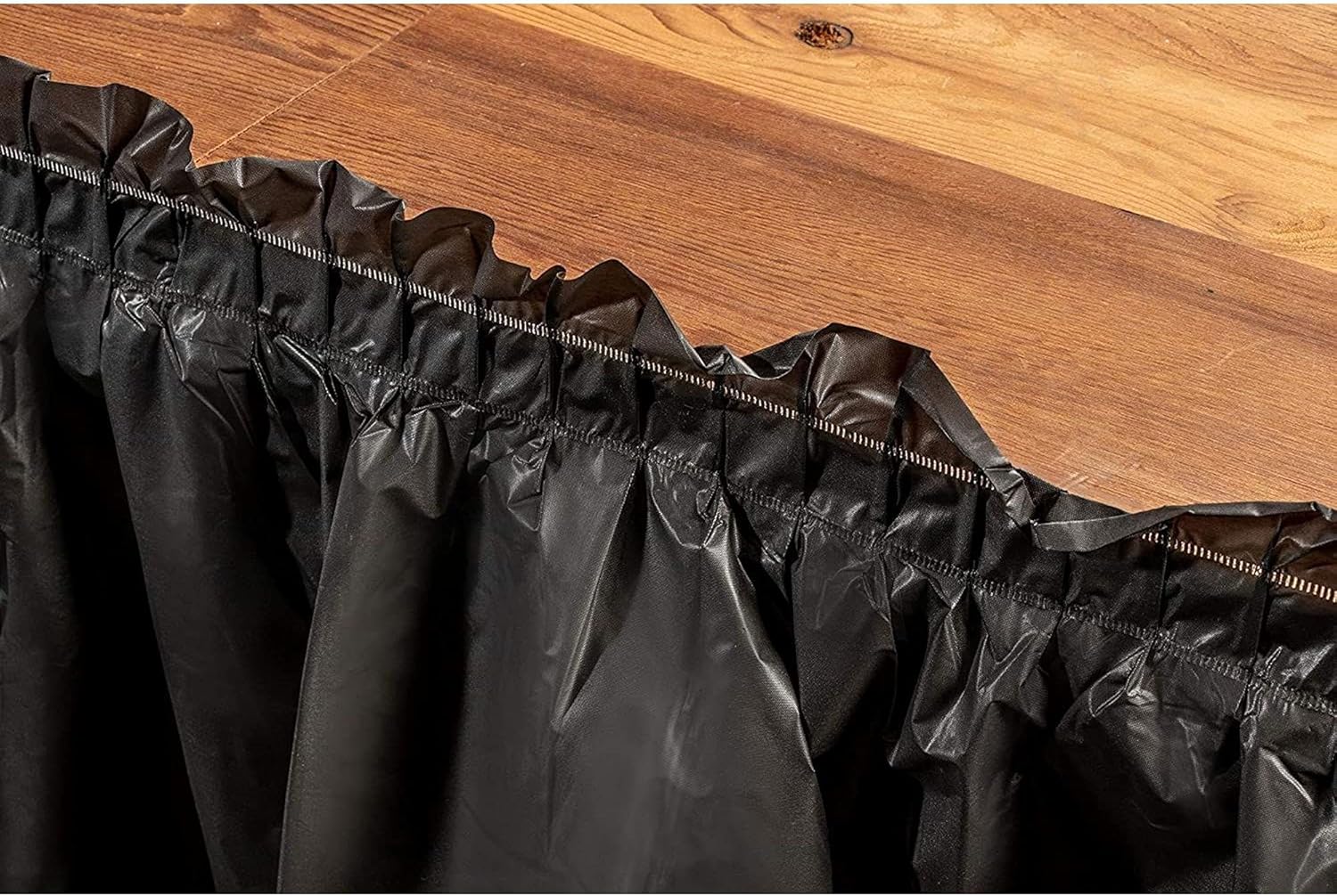 Frее Shірріng Ovеr $50 Disposable Table Skirts – 6-Pack Ruffled Plastic Table Skirts – Perfect for Weddings, Engagement Parties, Birthdays, Business Events, Baby Showers, Black, Suitable for Tables Up To 8 Feet Long