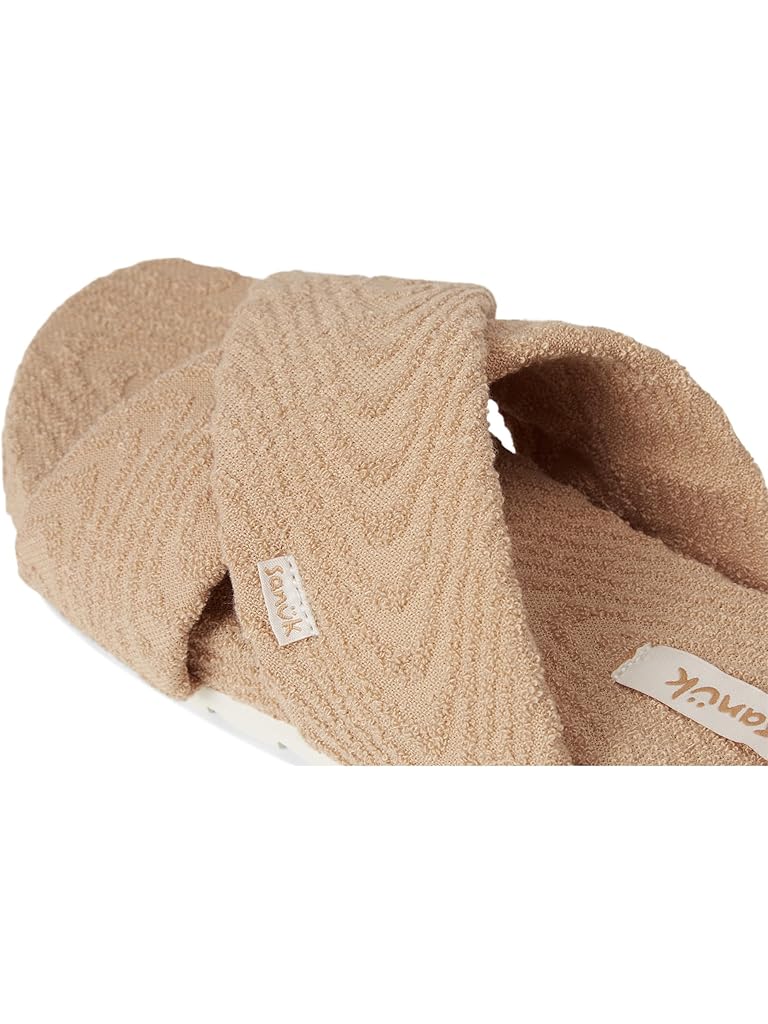 Tan Sanuk Dreamstate