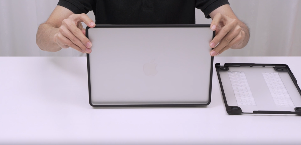 Amazon.com: BlueSwan Anti-Cracking Case for MacBook Air 13 inch