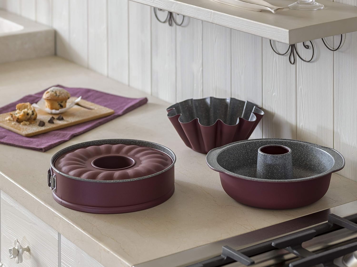 Tognana Porcellane W444454GGBoXa0\U2013Xa0Mould (Springform Cake Tin, Round, Flat Surface, Grey, Red, Carbon Steel, Italy)