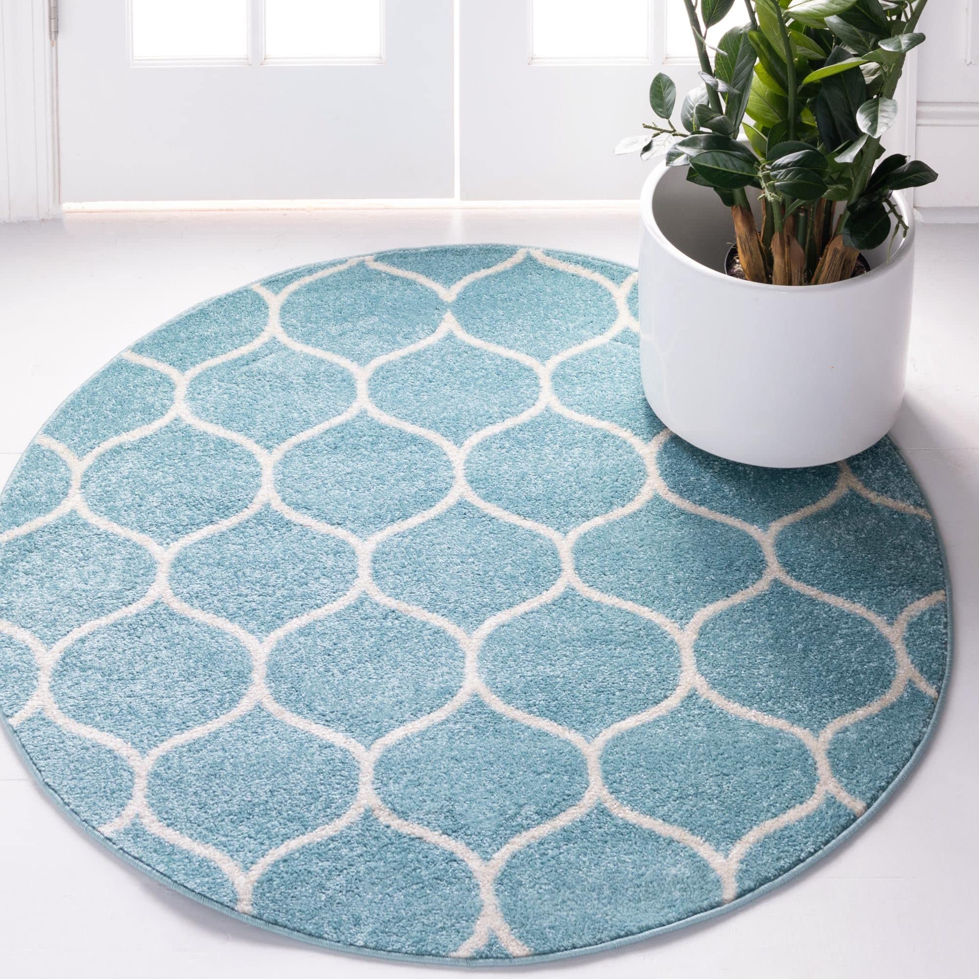 Rugs.com Lattice Frieze Collection Rug – 8' Round Light Blue Medium Rug Perfect for Kitchens, Dining Rooms