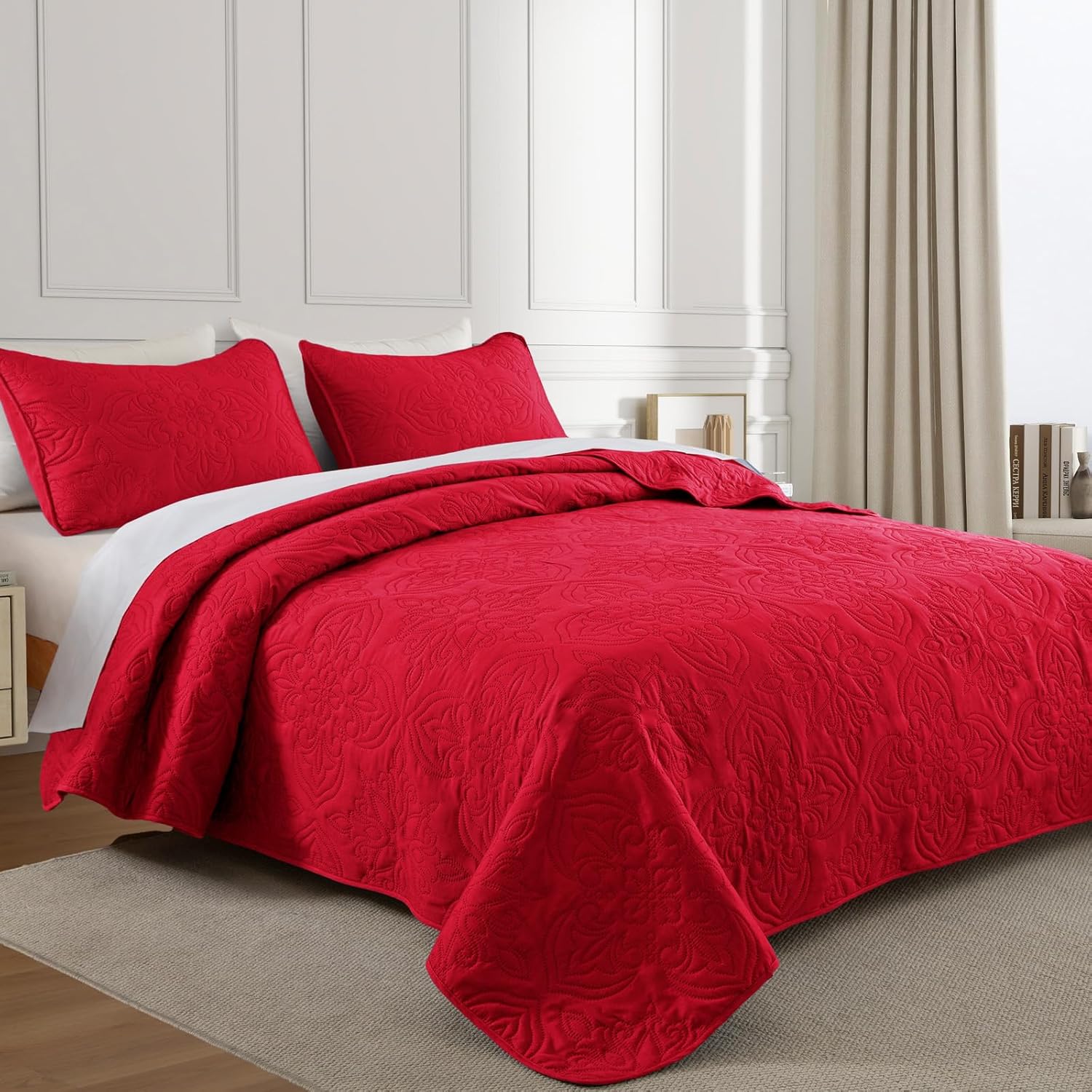 Whale Flotilla Soft King Quilt Bedding Set for All Seasons, Elegant Vintage Damask Ultrasonic Quilts Set, Lightweight Reversible Bedspread, Coverlet, Bed Cover with 2 Pillow Shams, Red - Image 2