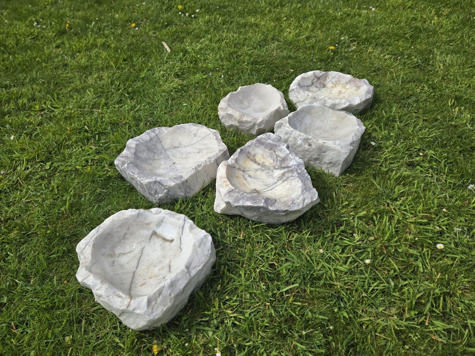 Marmor Vogeltränke | | Trinkbecken Tränke für Vögel aus massivem Stein |Stilvolle Garten-Dekoration | Hell Grau